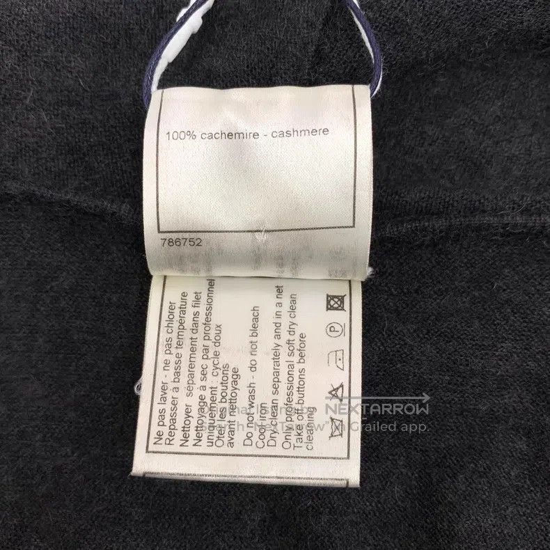 Chanel Chanel Black logo buckled cashmere knitted coat Size XXS / US 00 / IT 34 - 7 Thumbnail