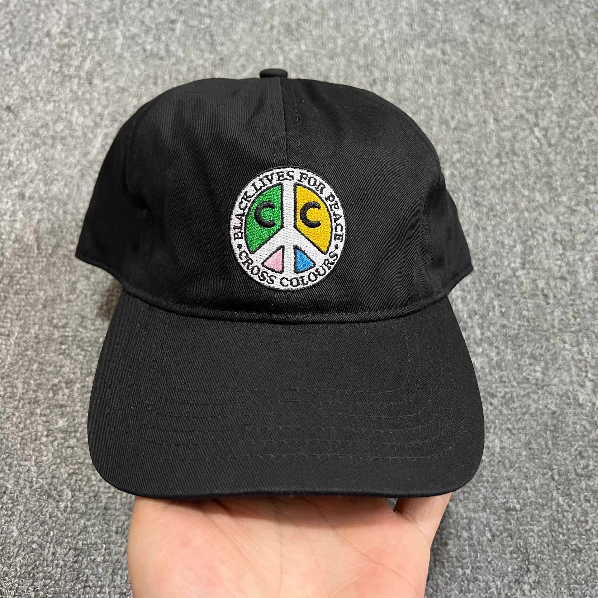 Cross Colours Cross Colours EmbroideredCurved BrimBaseball Cap Visor Q7 Size ONE SIZE - 1 Thumbnail