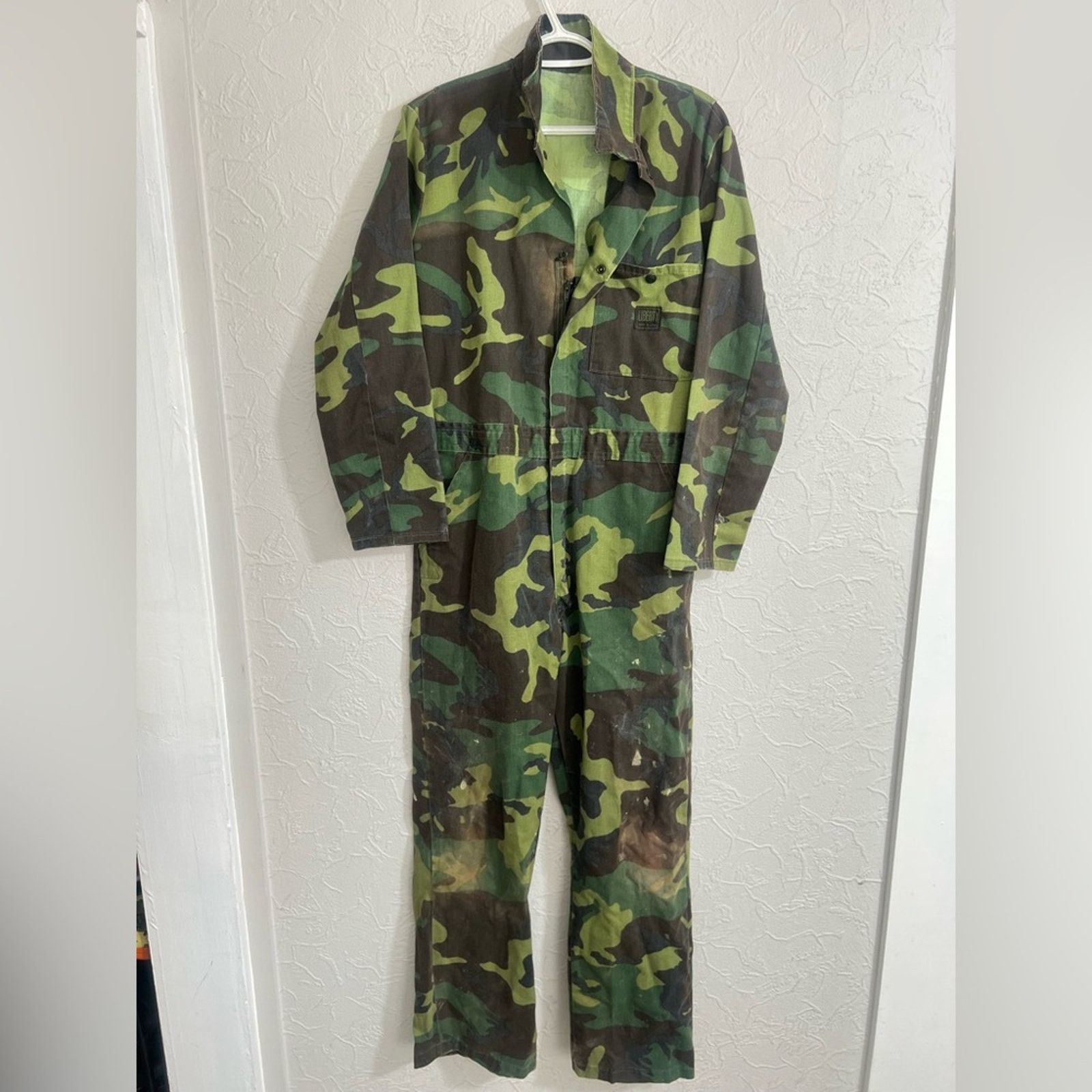 Liberty Vintage Liberty Coveralls Camouflage Mens XL 36x30 Made USA Size US XL / EU 56 / 4 - 1 Thumbnail
