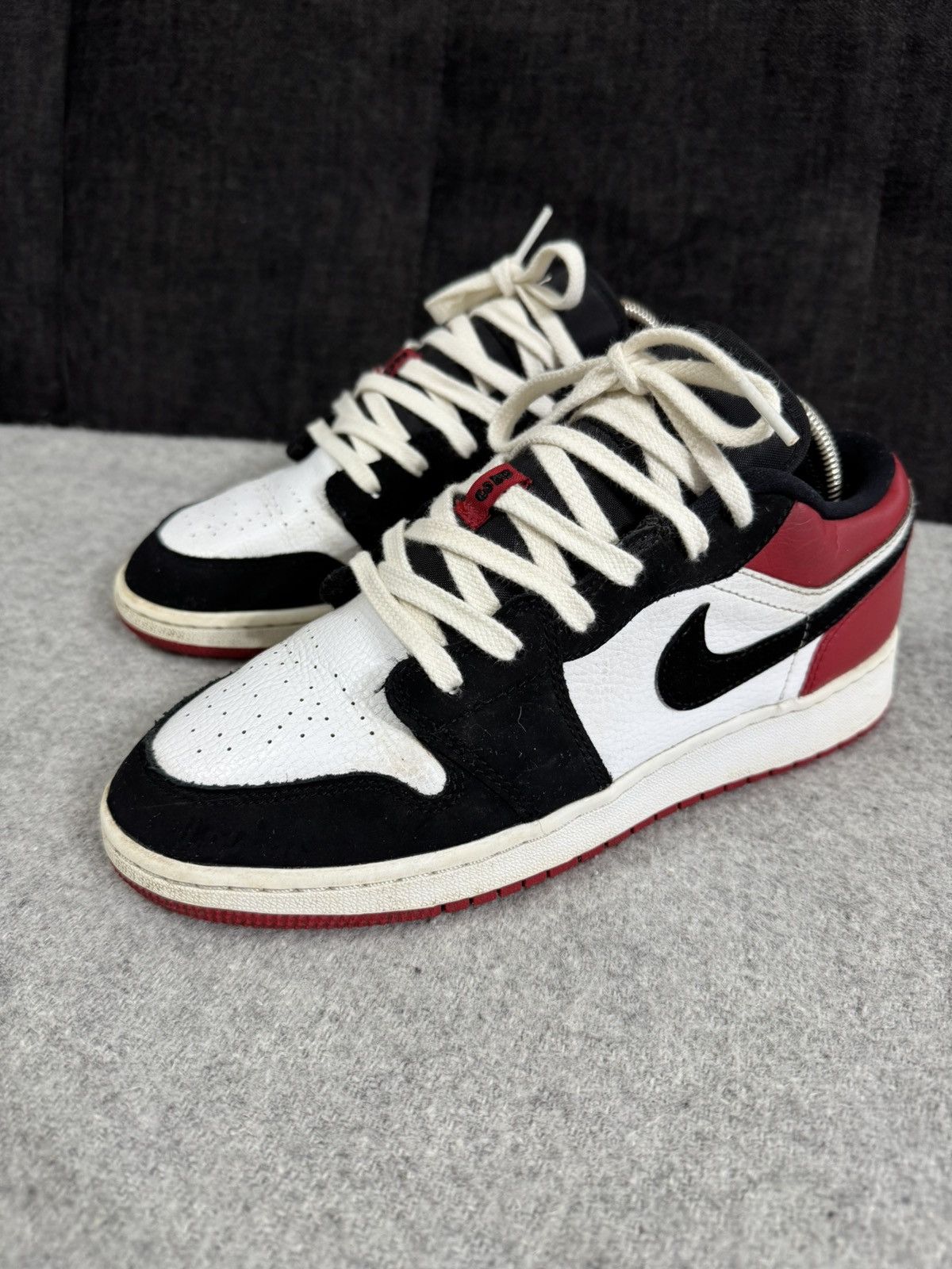 Nike Air Jordan 1 Low Black Toe Red White size 39 sneakers