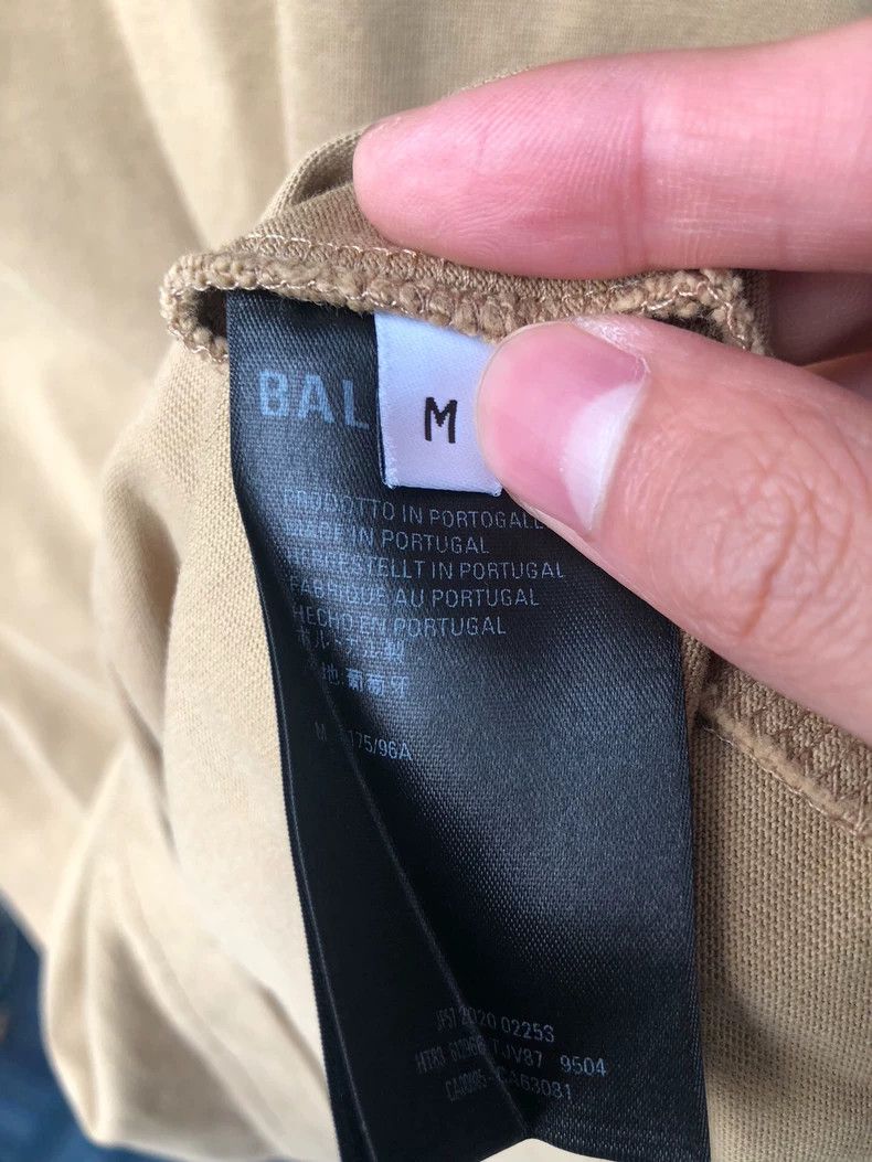Balenciaga Balenciaga Wheat-colored short sleeves Size US XL / EU 56 / 4 - 3 Thumbnail