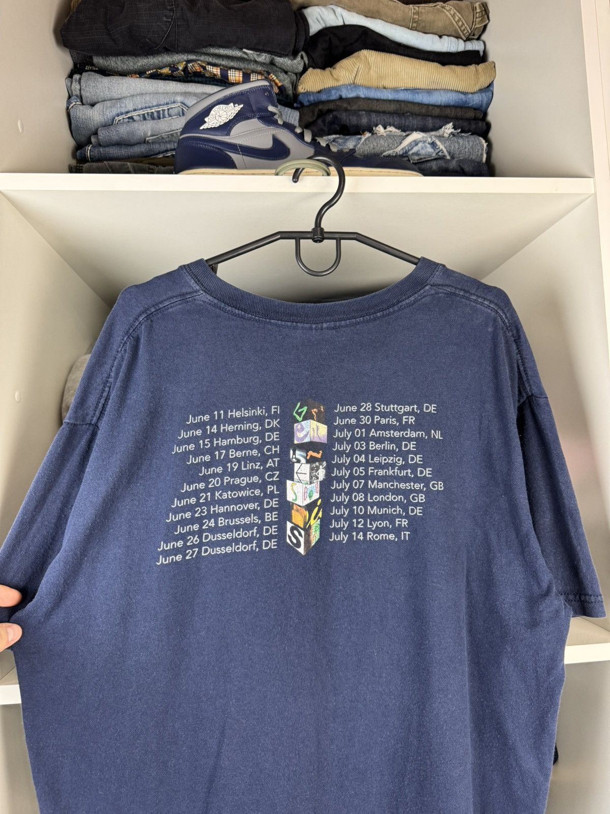 Band Tees Genesis “Turn It On Again" The Tour 2007 T-shirt Size US L / EU 52-54 / 3 - 17 Thumbnail