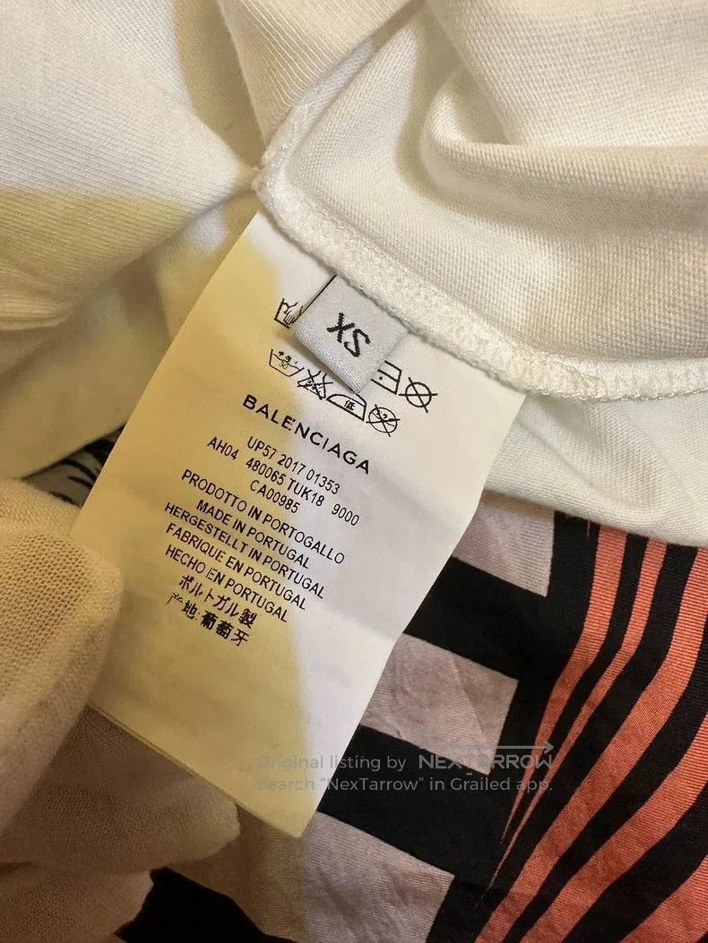 Balenciaga Balenciaga Runway Sanskrit Print T-shirt. Size US XS / EU 42 / 0 - 2 Thumbnail