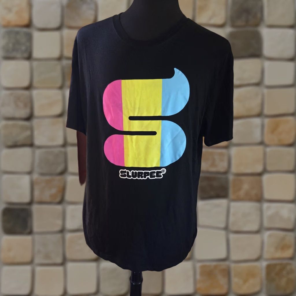 Eleventy 7 Eleven Slurpee T-Shirt Black XL Pink Yellow Blue Short Sleeve Men Size US XL / EU 56 / 4 - 1 Thumbnail