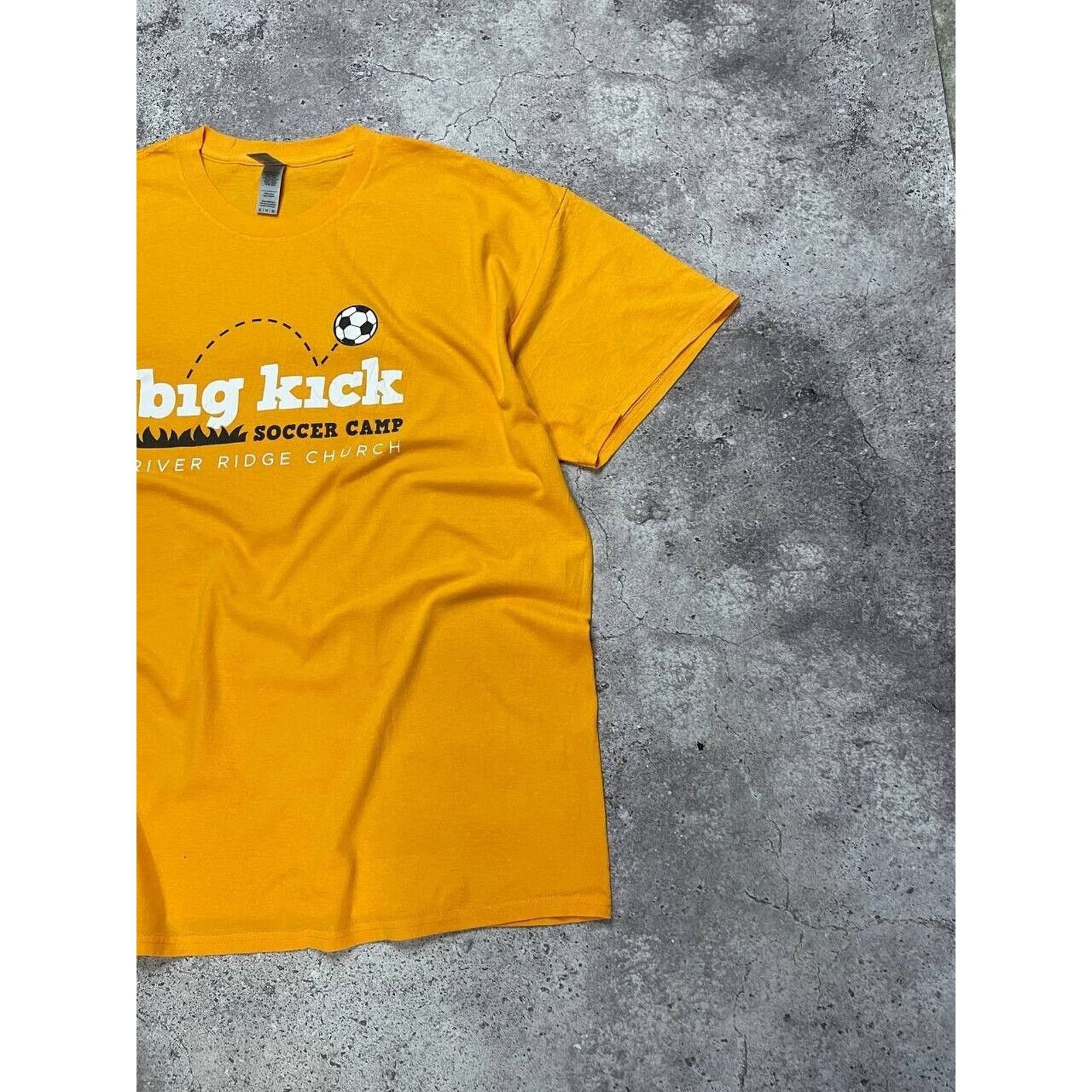 Gildan × Vintage Vintage Big Kick Soccer Camp River Ridge Church Sports Tee Size US XL / EU 56 / 4 - 3 Thumbnail