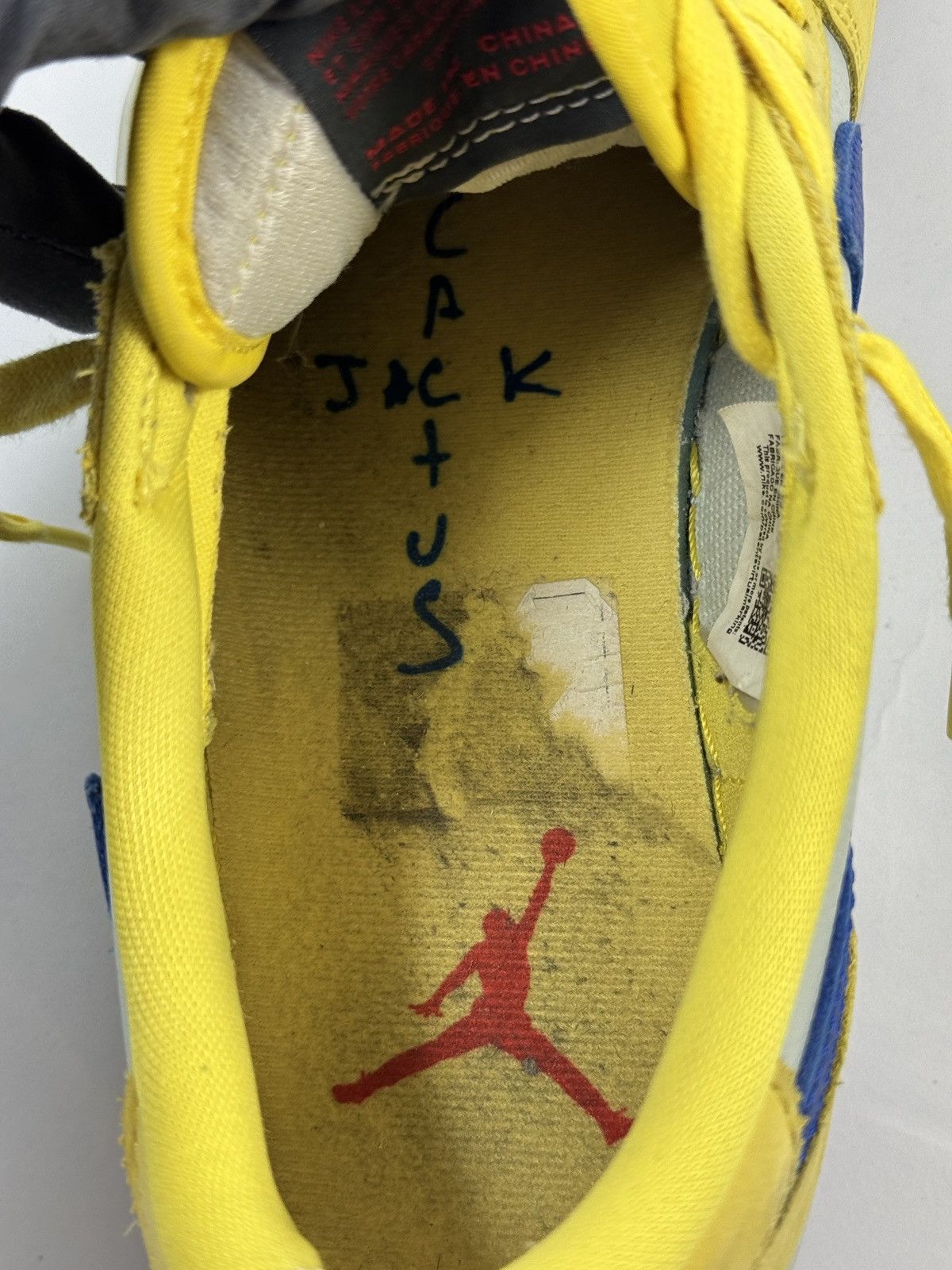Nike x TRAVIS SCOTT JORDAN 1 LOW OG SP Size US 10 / EU 43 - 12 Thumbnail