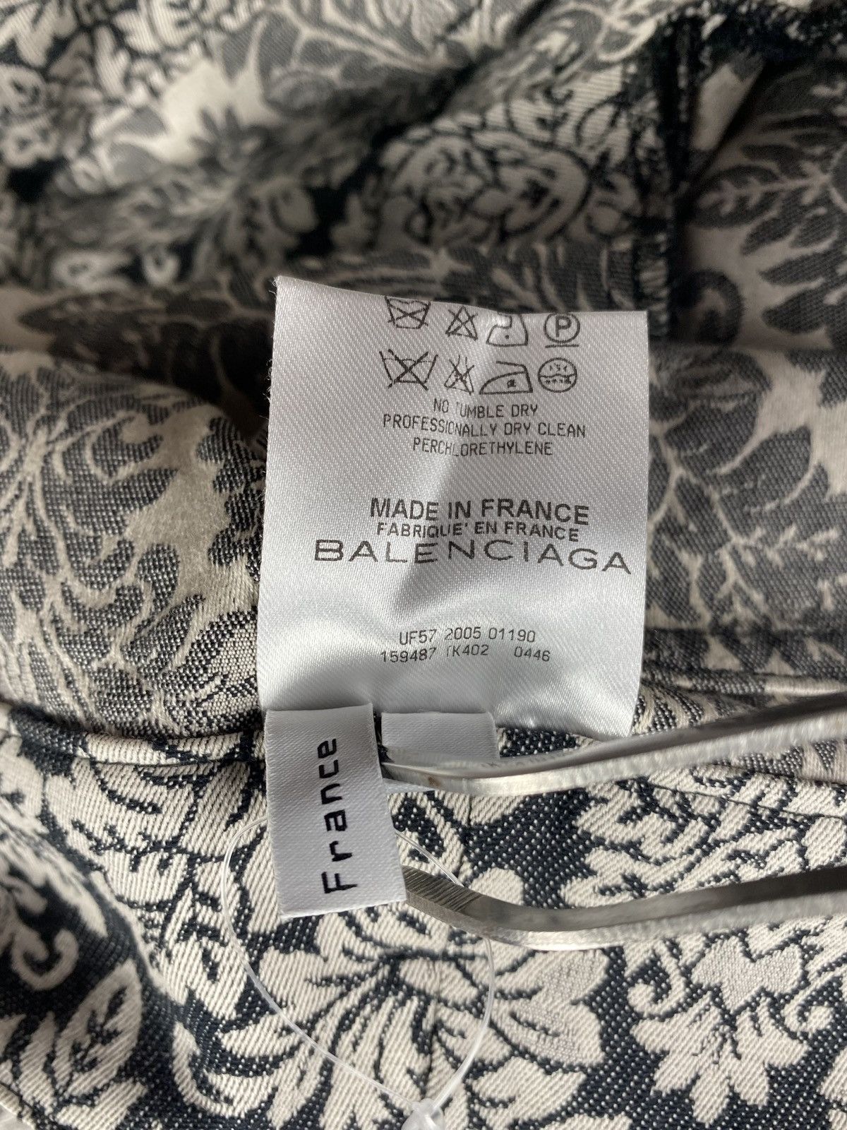 Balenciaga Balenciaga Floral Pants Size US 30 / EU 46 - 11 Thumbnail