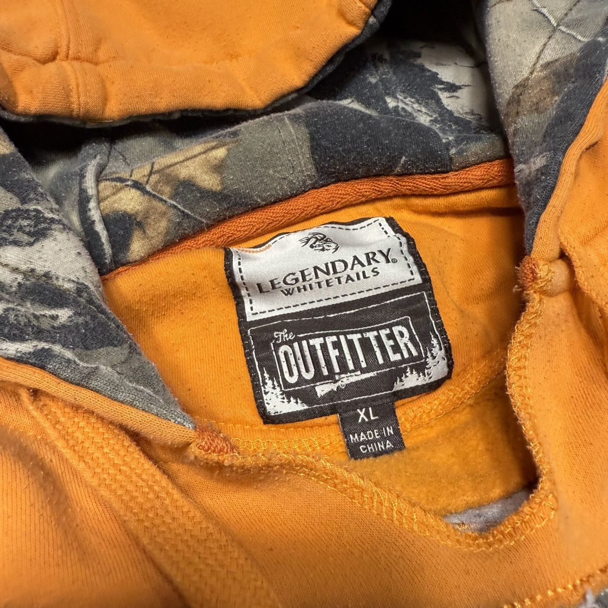 Vintage Vintage RealTree Legendary Essential Camo Orange Hoodie Swea Size US XL / EU 56 / 4 - 5 Thumbnail