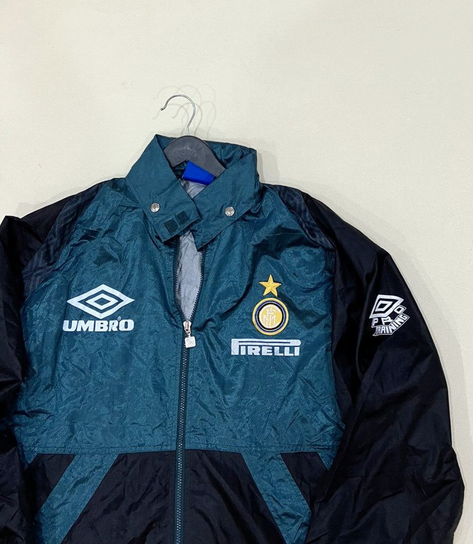 Umbro 1992 Inter Milan Training Rain Size US XL / EU 56 / 4 - 2 Thumbnail