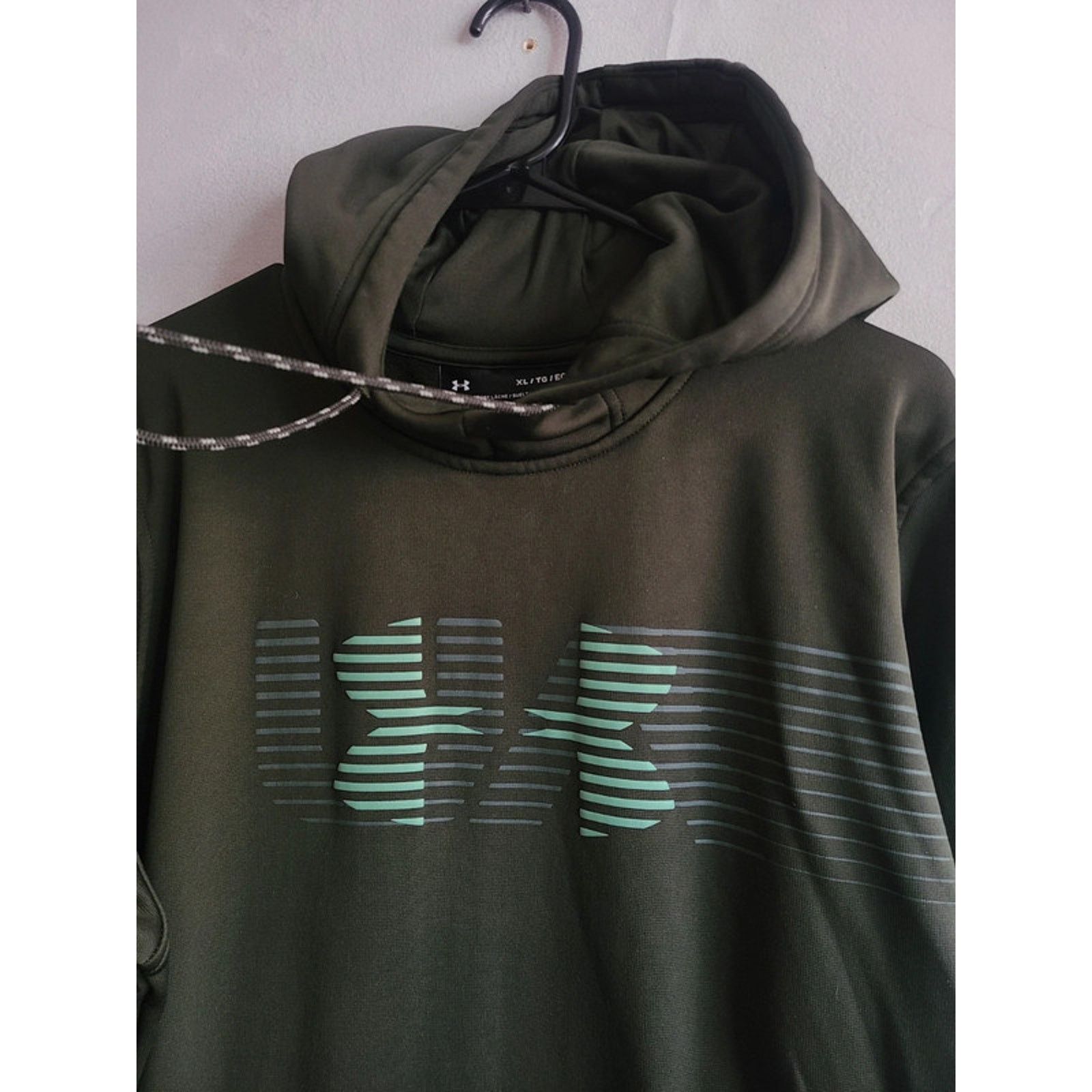 Under Armour Men's XL unisex Under Armour spectrum green hoodie Size US XL / EU 56 / 4 - 2 Thumbnail