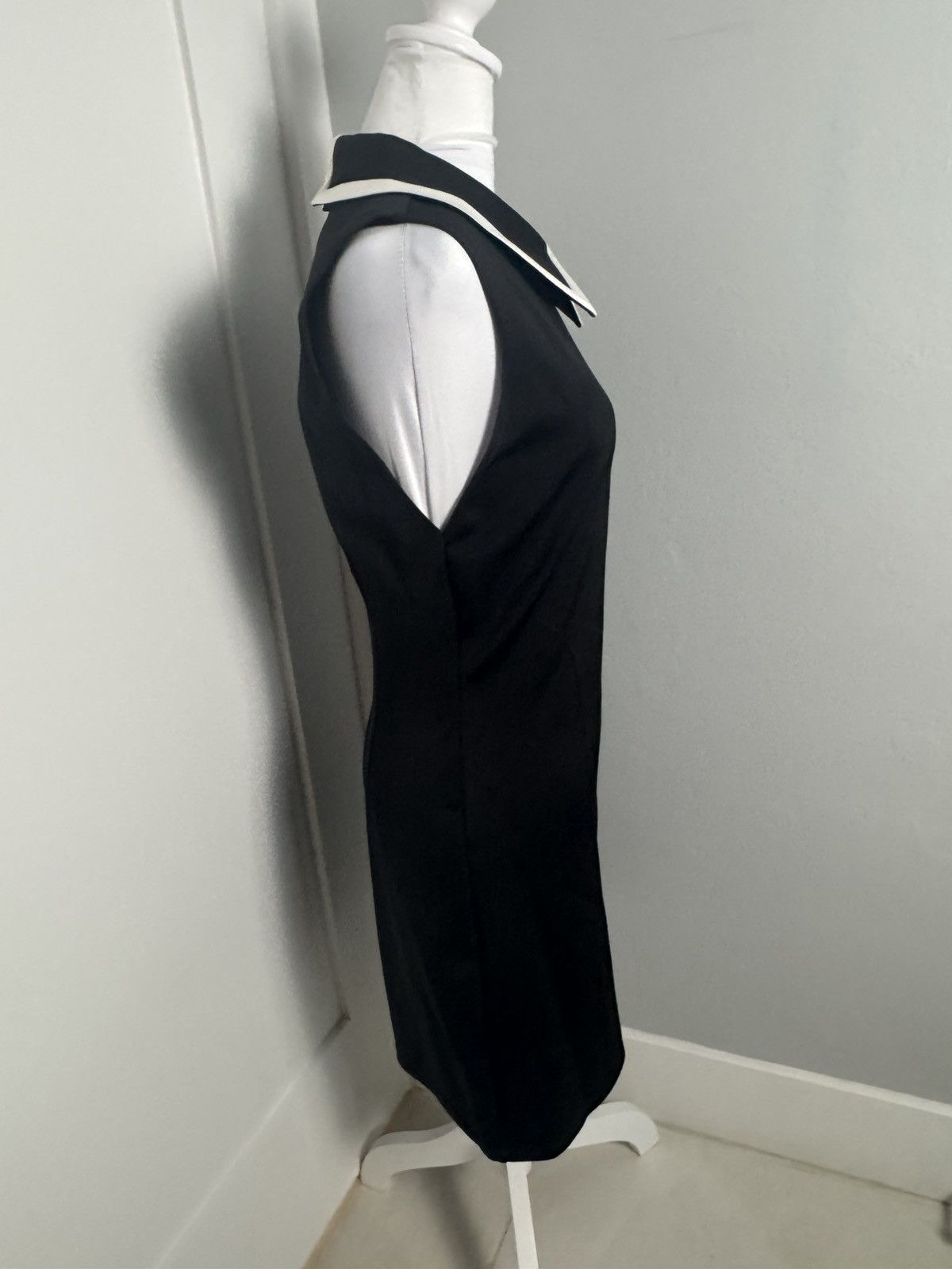 Alice + Olivia Alice + Olivia Wynell Collared Mini Dress/Size 10 Size L / US 10 / IT 46 - 6 Thumbnail
