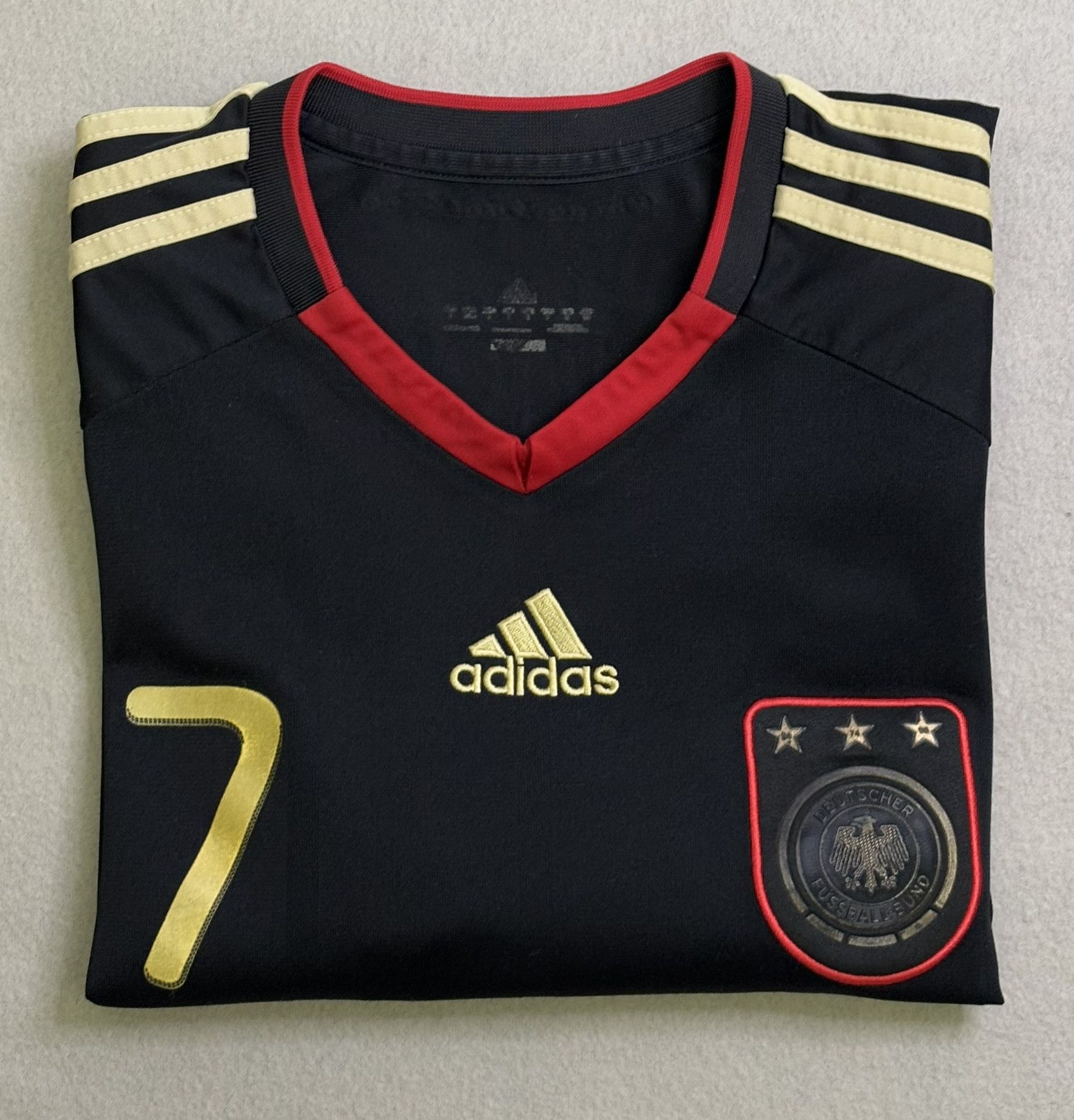 Adidas Germany 2010 Schweinsteiger #7 Adidas Football Jersey Size S Size US S / EU 44-46 / 1 - 21 Thumbnail