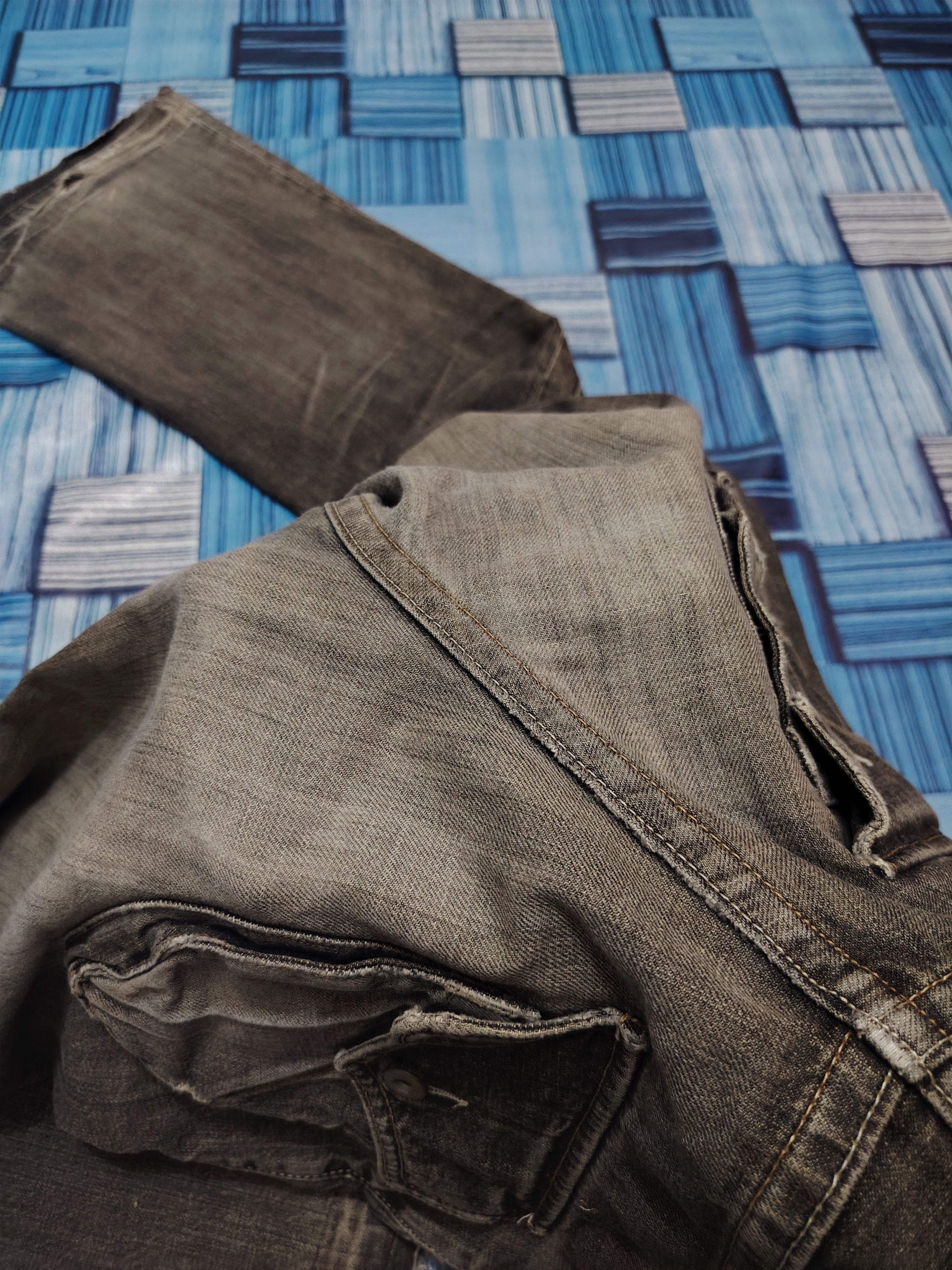 Who Decides War Japan Tete Homme Grunge style Distressed denim Flared Jeans Size US 30 / EU 46 - 19 Thumbnail