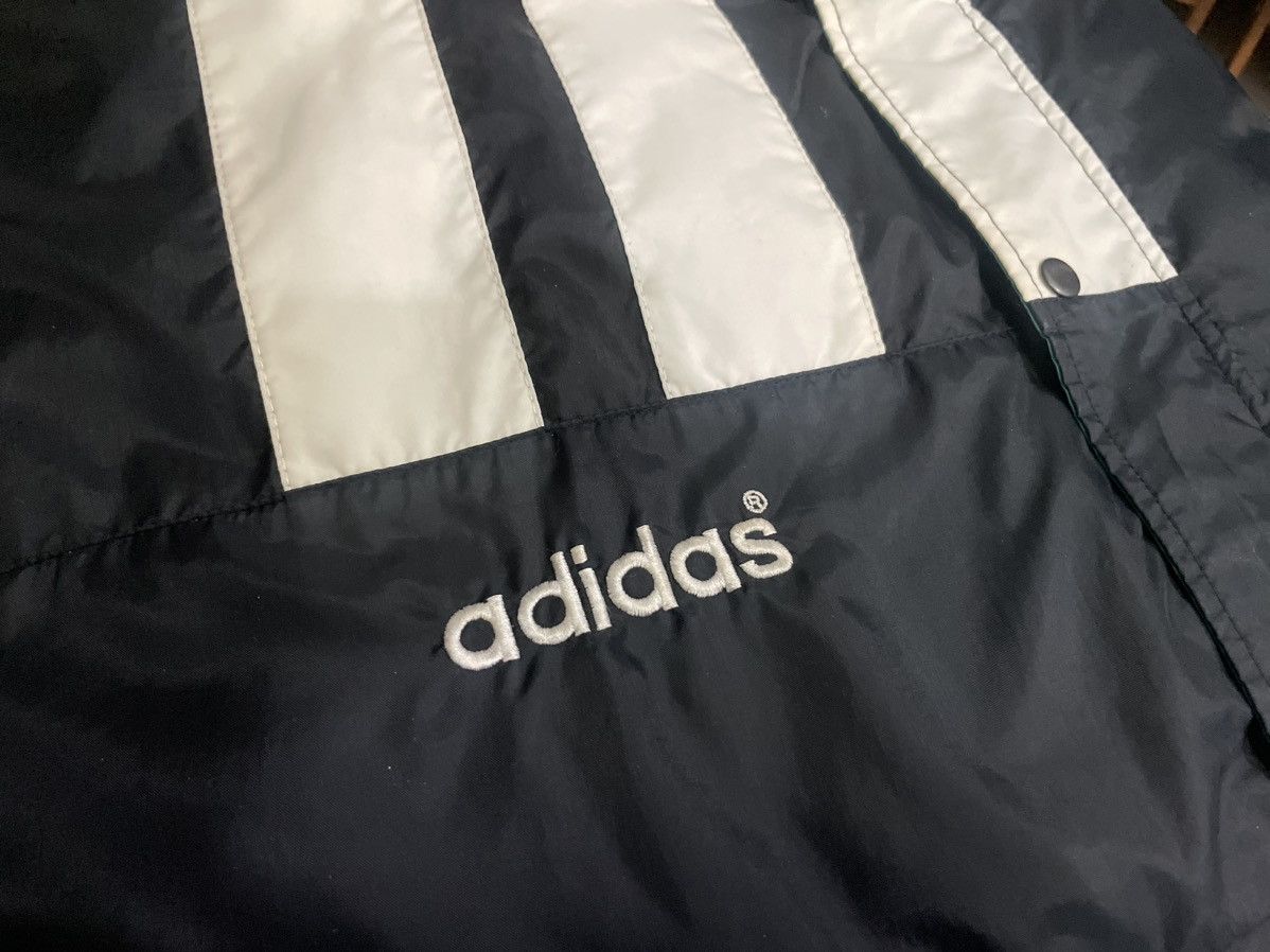 Adidas Liverpool FC Training Jacket 1993/94. Size US L / EU 52-54 / 3 - 4 Thumbnail