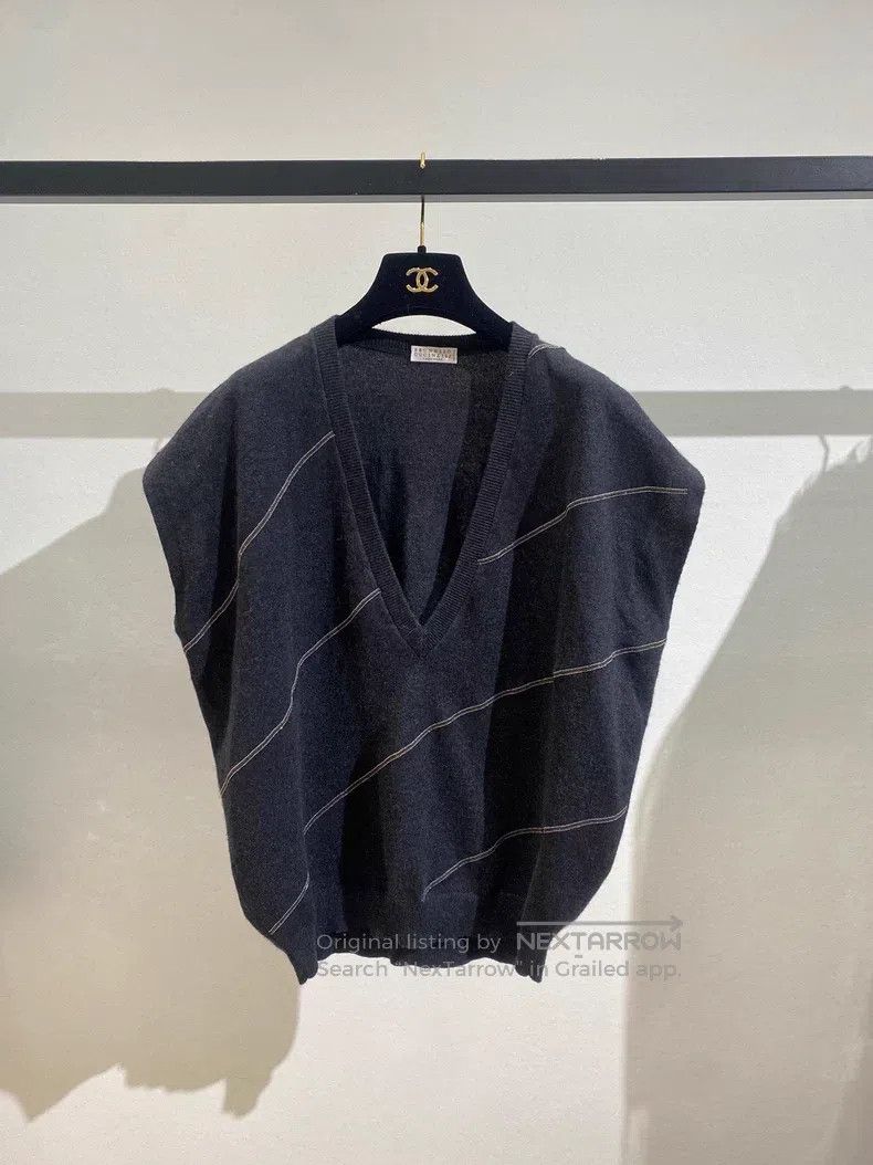 Brunello Cucinelli Brunello Cucinelli Vest knit top Size S / US 4 / IT 40 - 1 Thumbnail