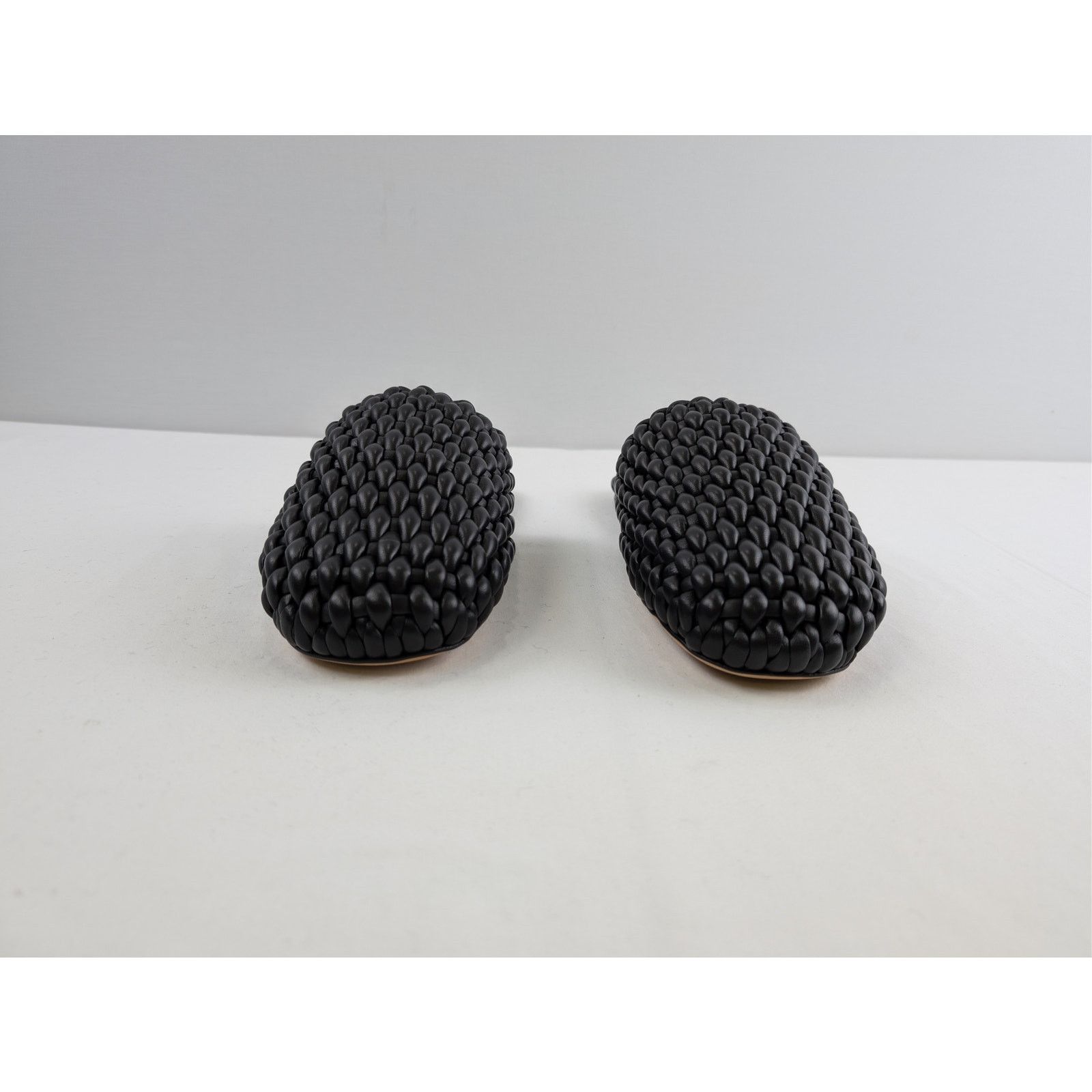 Bottega Veneta o1rshd1 Rubber Cloud Weave Squid Slipper in Black 41 Size US 8 / EU 41 - 8 Thumbnail