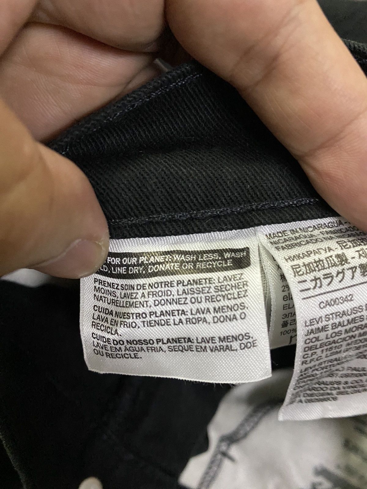 Levi's Black Levi's 541 Slim Fit jeans Size US 41 - 20 Thumbnail