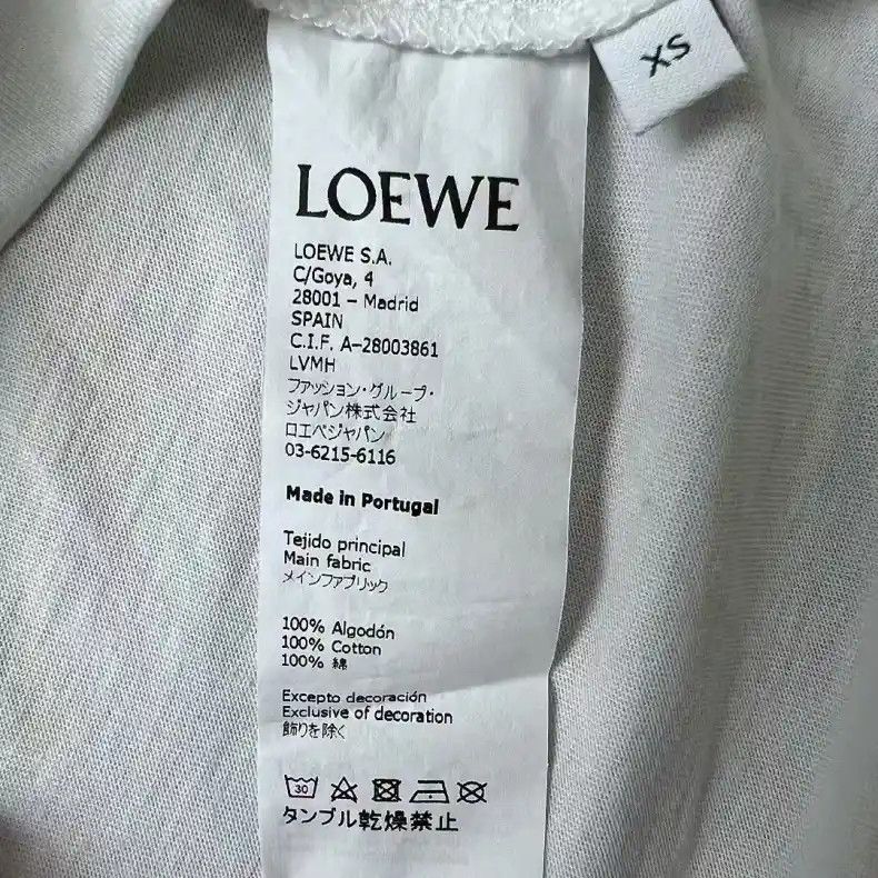 Loewe LOEWE Portrait printed short sleeve T-shirt Size XS / US 0-2 / IT 36-38 - 4 Thumbnail