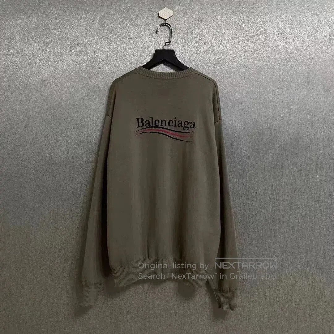 Balenciaga balenciaga oversized sweater in beige. Size XS / US 0-2 / IT 36-38 - 2 Thumbnail