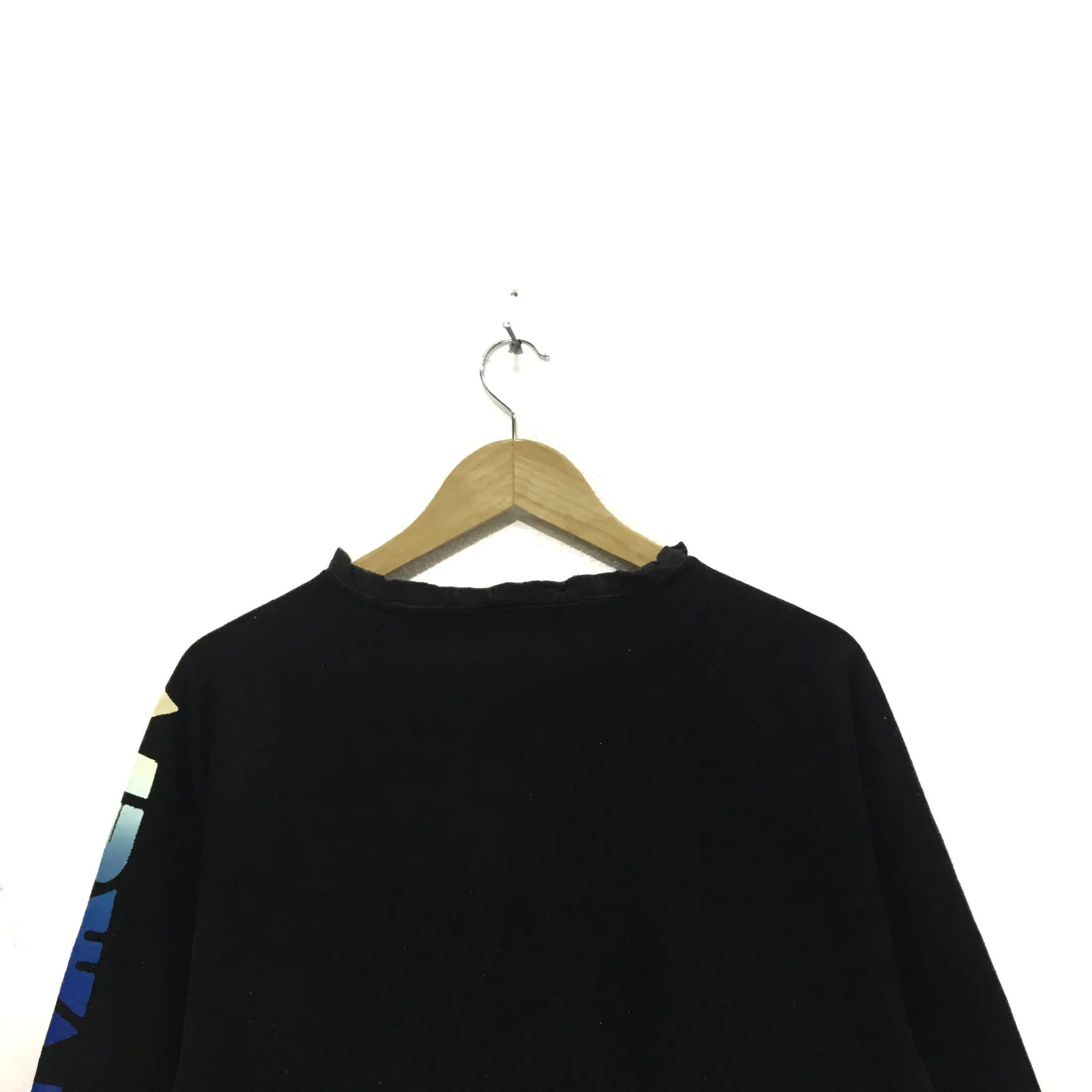 Airwalk Vintage AIRWALK Skateboard Graffiti Crew Sweatshirt Sweater Size US L / EU 52-54 / 3 - 7 Thumbnail