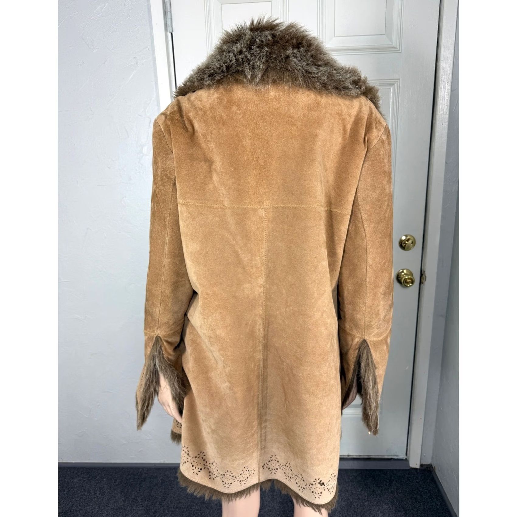Vintage VINTAGE DB Studio Penny Lane Jacket M Brown Genuine Leather Faux Fur Eyelet Y2K Coat Hippie Women Size M / US 6-8 / IT 42-44 - 6 Thumbnail