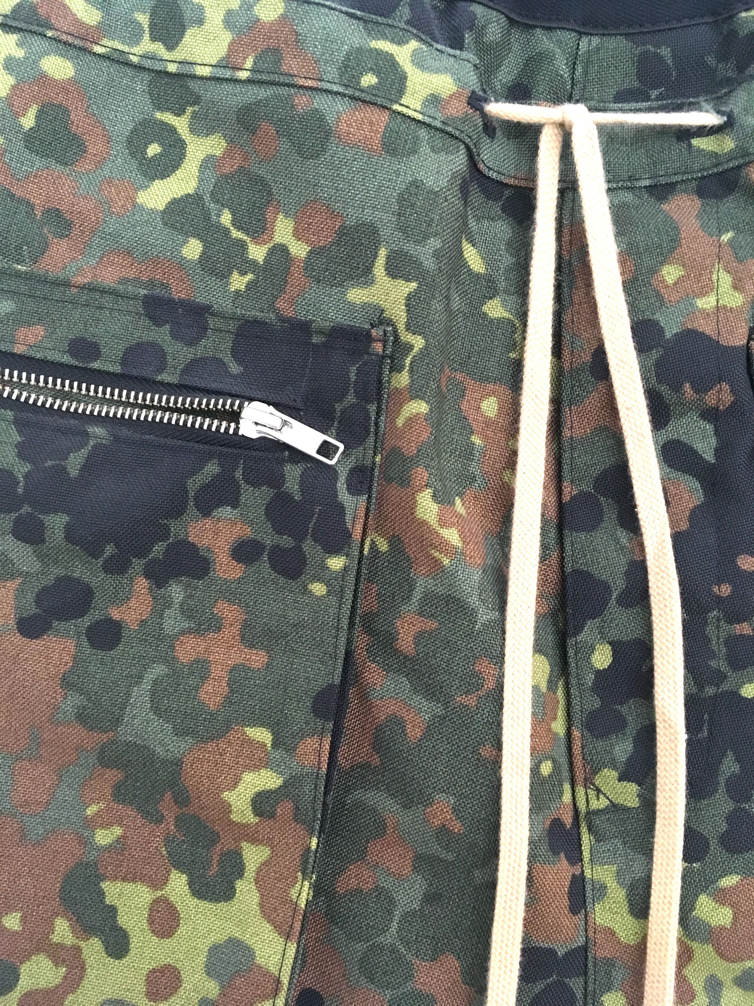 Bagjack SAMPLE / Pre-production Flecktarn Waterproof Shorts SZ L Size US 34 / EU 50 - 3 Thumbnail