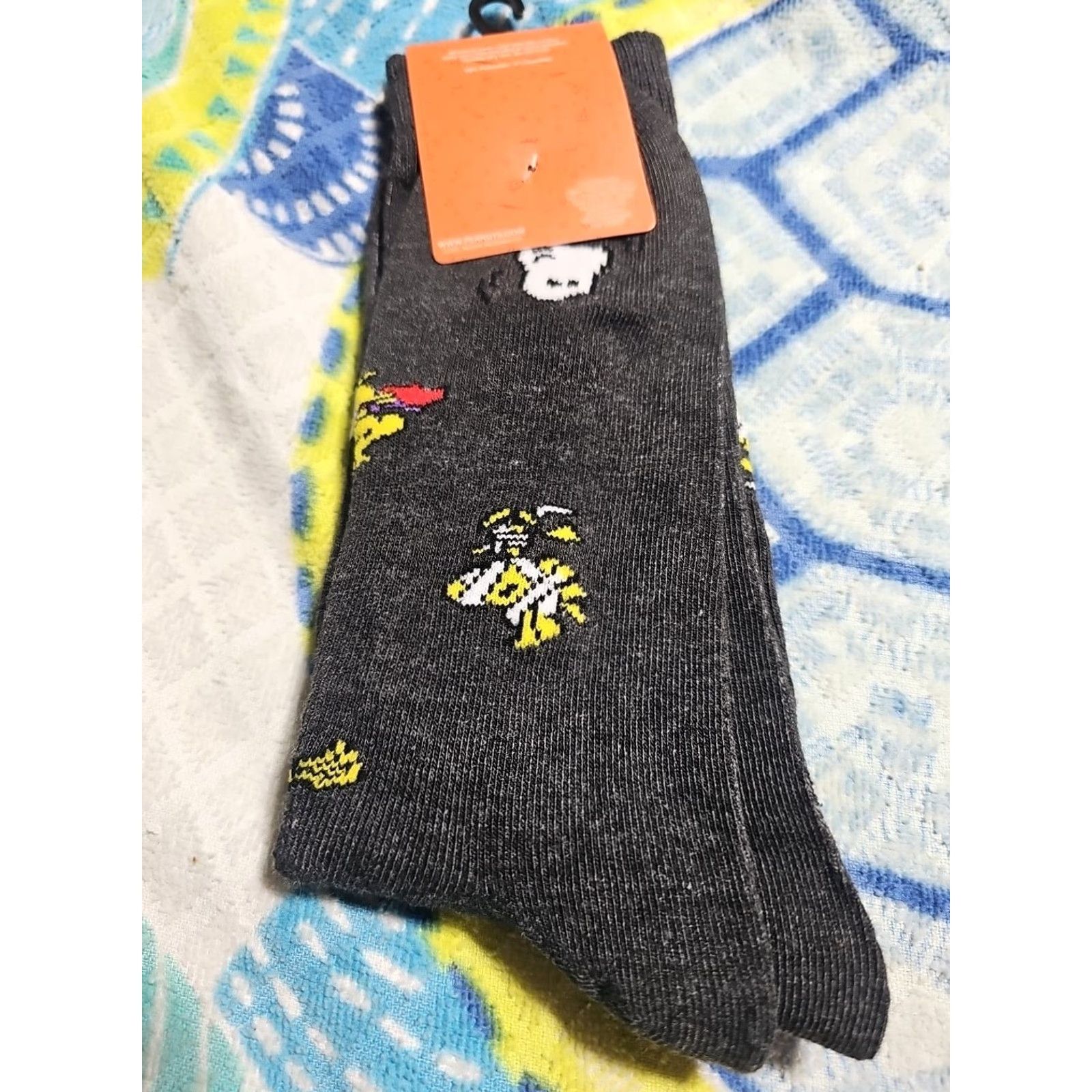 Peanuts NEW Peanuts Woodstock Halloween Vampire Mummy Crew Socks 10-13 Mens Gray 1 Pair Novelty Size ONE SIZE - 2 Thumbnail