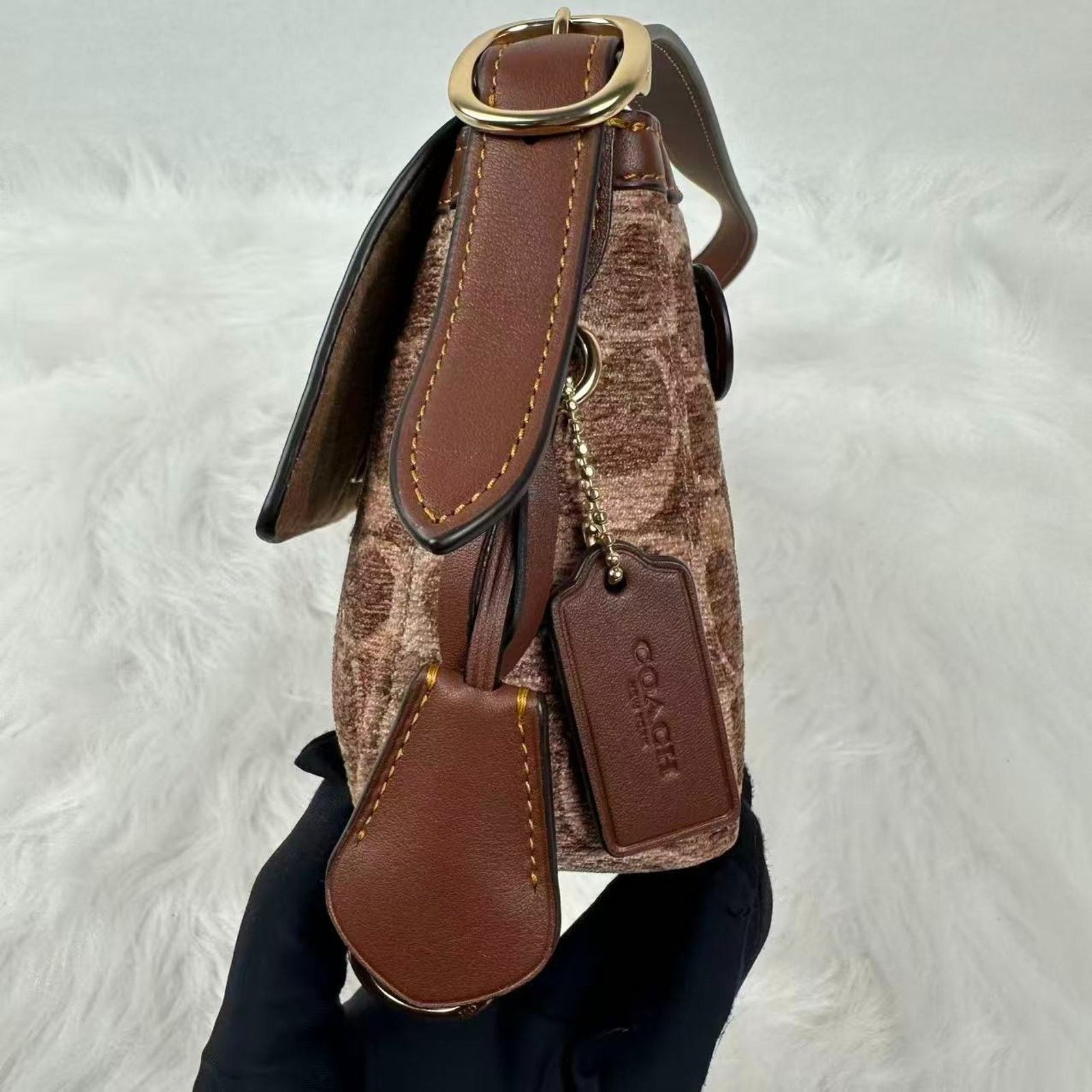 Coach Coach Etta Small Shoulder Sig Chenille Khaki/Vintage Brown Size ONE SIZE - 5 Thumbnail