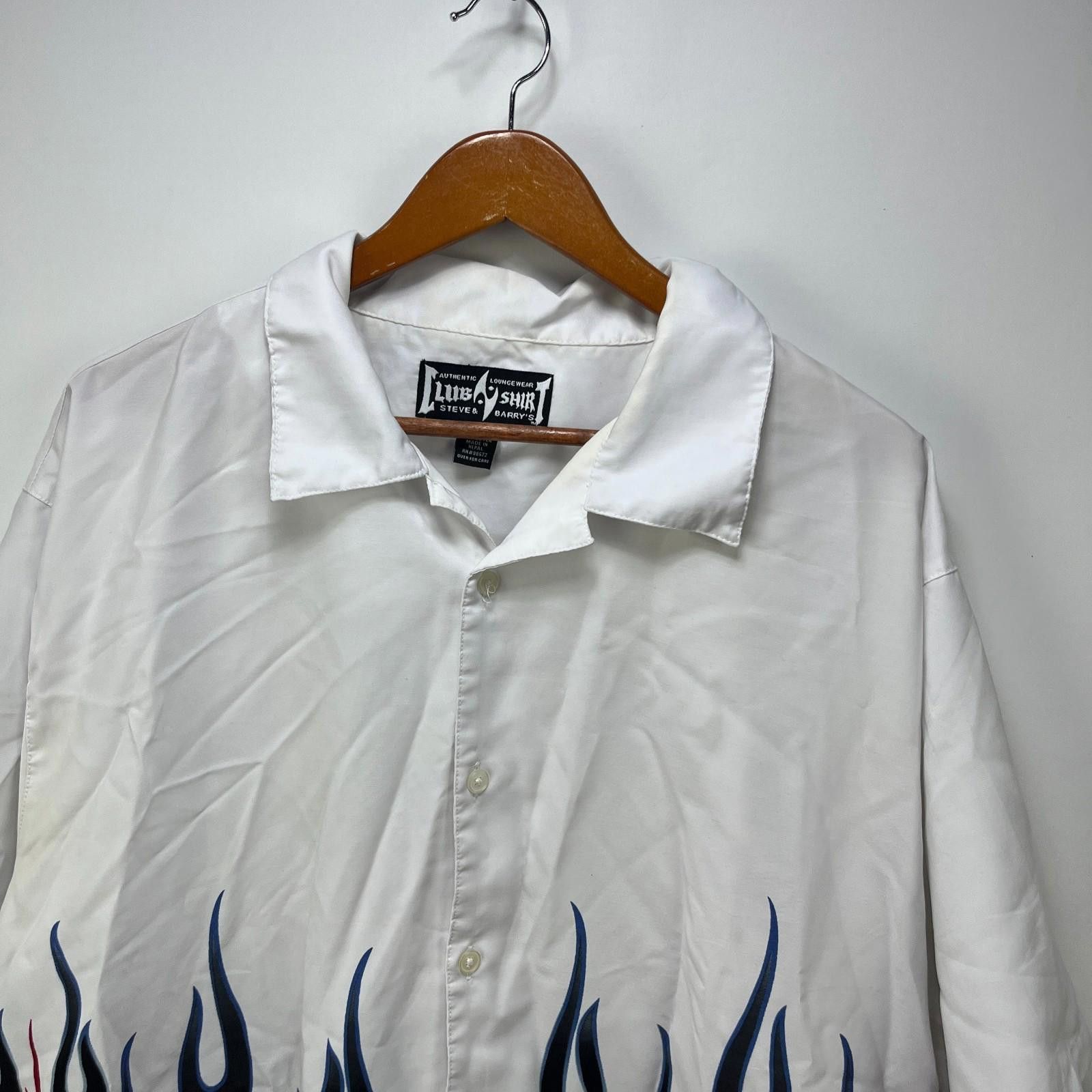 Vintage Vintage Y2K Flames Button Up Short Sleeve Skater Shirt XL Size US XL / EU 56 / 4 - 3 Thumbnail