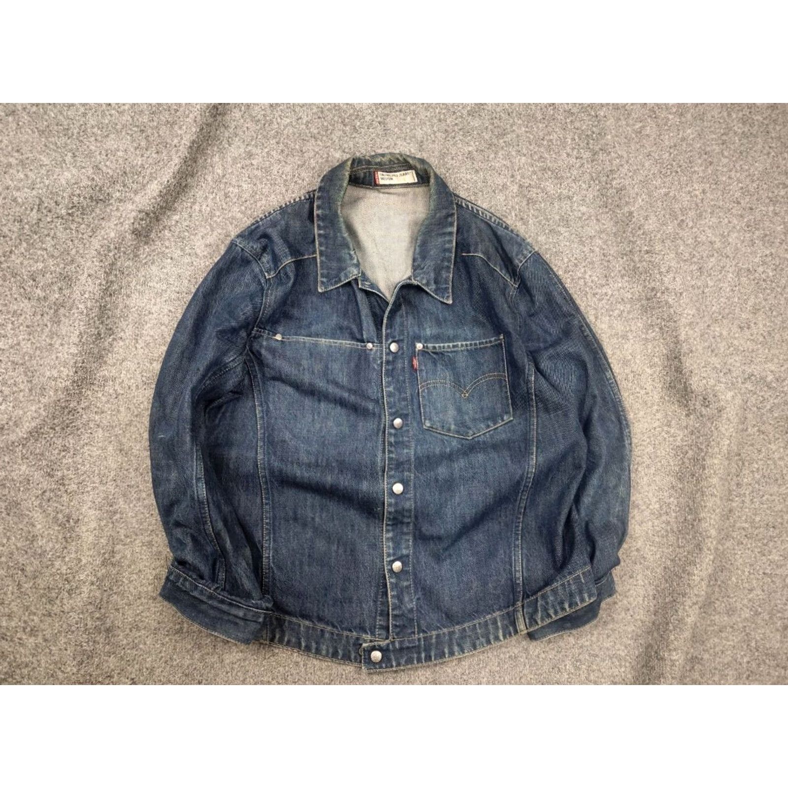 Levi's VINTAGE Levi's Trucker Jacket Denim Blue Pocket Faded 90s 00's Engineered Jeans Style: Biker, Button Closure, Mid-Length, Regular Fit Mens Jacket Size US 31 - 2 Thumbnail