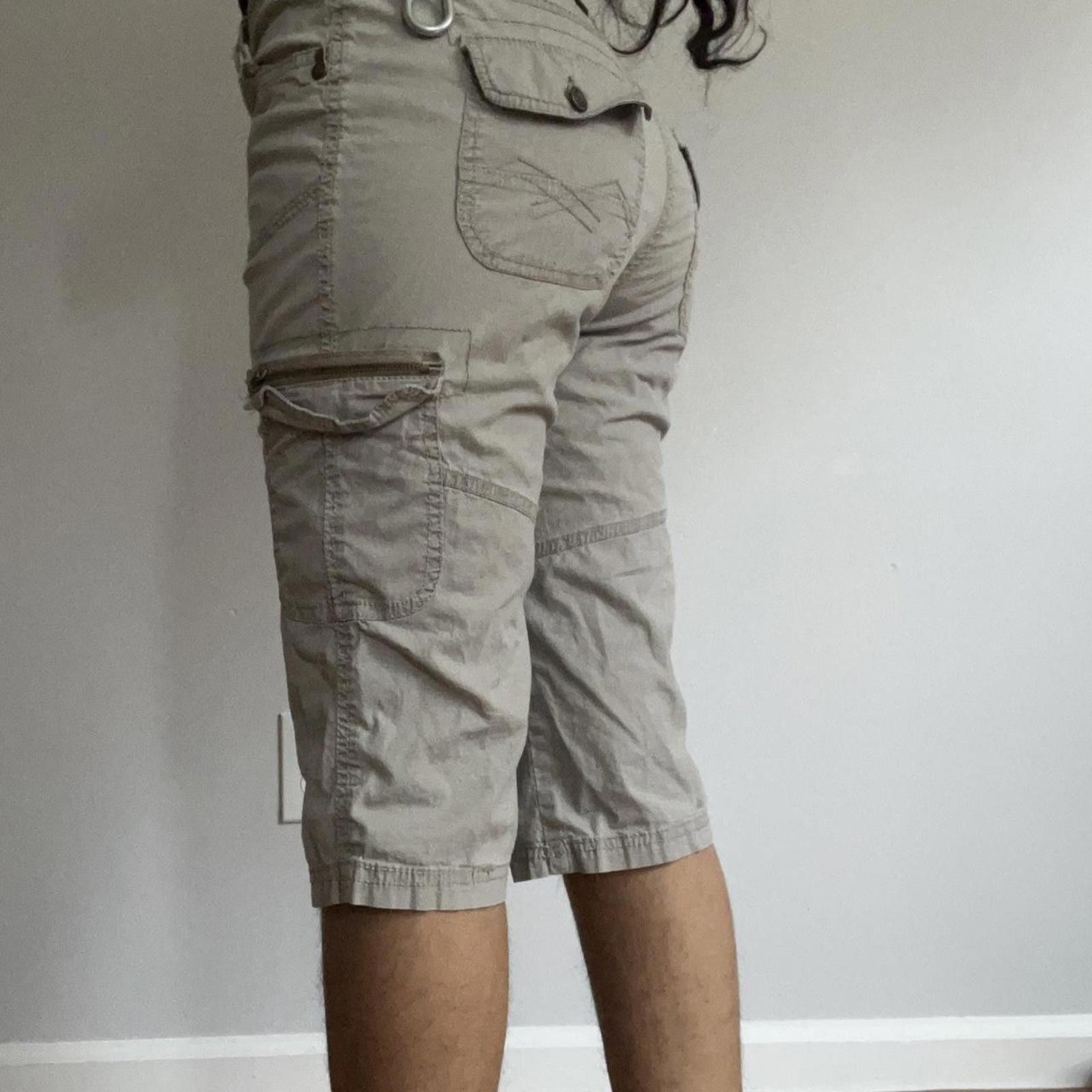 Other Tan and cream cargo shorts #cargoshorts Size 32" / US 10 / IT 46 - 4 Thumbnail