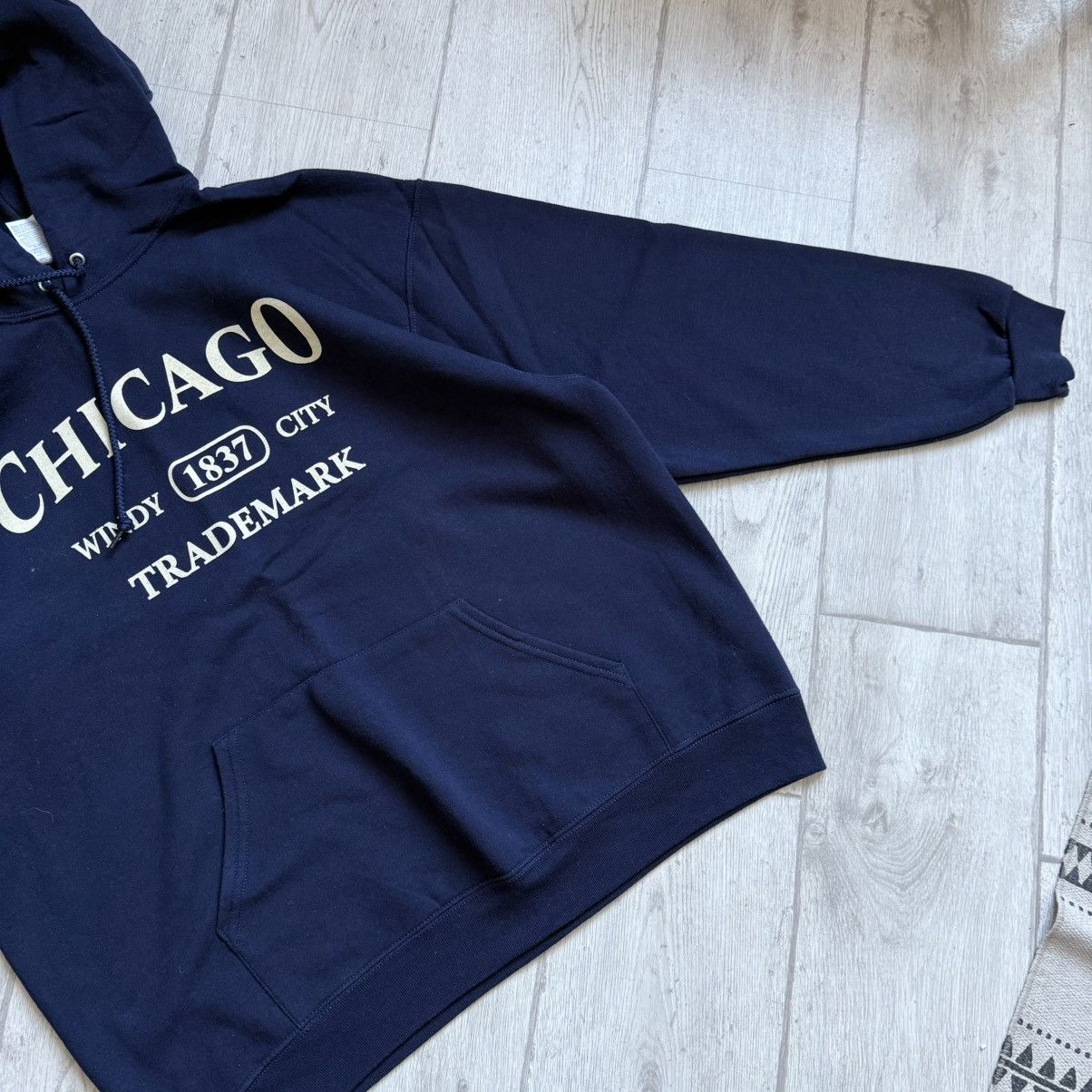 Russell Athletic 🇺🇸 Vintage 2000s Chicago USA Spell-out hoodie Gildan Size US XL / EU 56 / 4 - 5 Thumbnail
