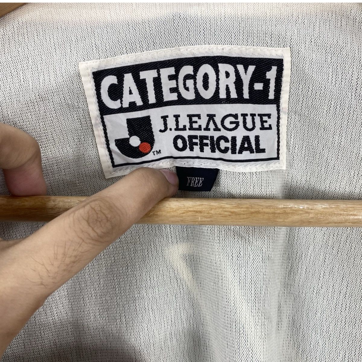 Vintage Vintage J.LEAGUE OFFICIAL Category Mitsubishi Urawa FC Japan Size US XXL / EU 58 / 5 - 11 Thumbnail