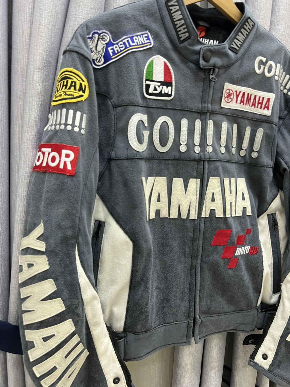 Vintage Vintage Yamaha Go Valentino Rossi MotoGp 46 Motor Jacket Size US M / EU 48-50 / 2 - 2 Thumbnail