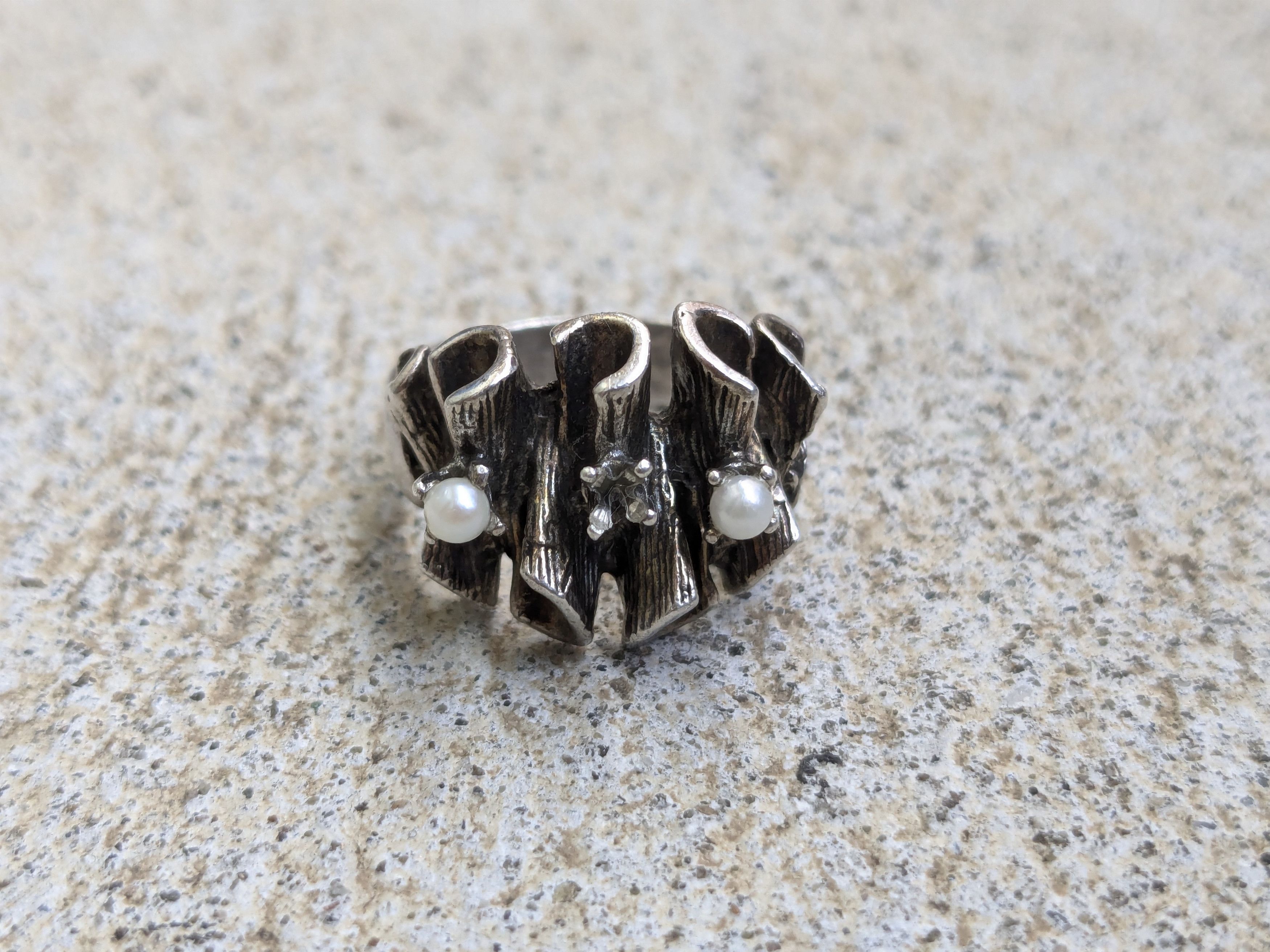 Jewelry Vintage Sterling Silver Ring Pearl 8 Avant Garde Modern Size ONE SIZE - 3 Thumbnail