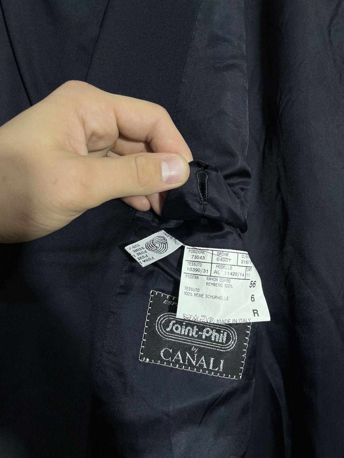 Canali Canali luxury double-breasted navy blue blazer size 56R Size 54R - 13 Thumbnail