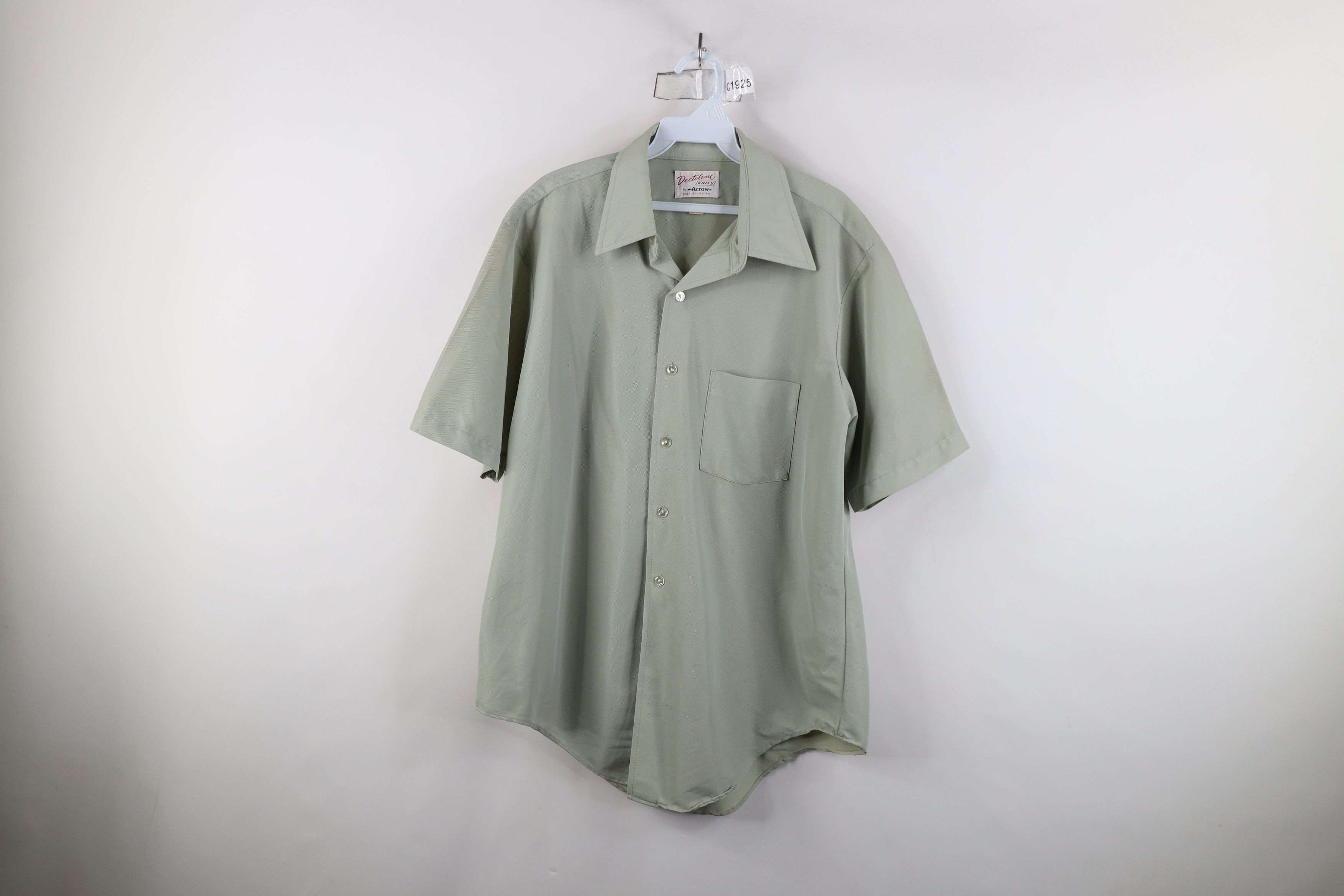 Vintage Vintage 70s Streetwear Short Sleeve Collared Button Shirt Size US M / EU 48-50 / 2 - 1 Thumbnail