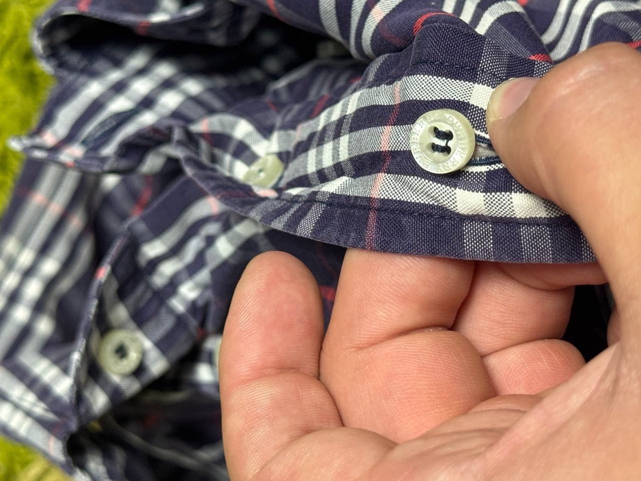 Burberry Burberry Check Shirt Men’s Size 43 Size US M / EU 48-50 / 2 - 5 Thumbnail