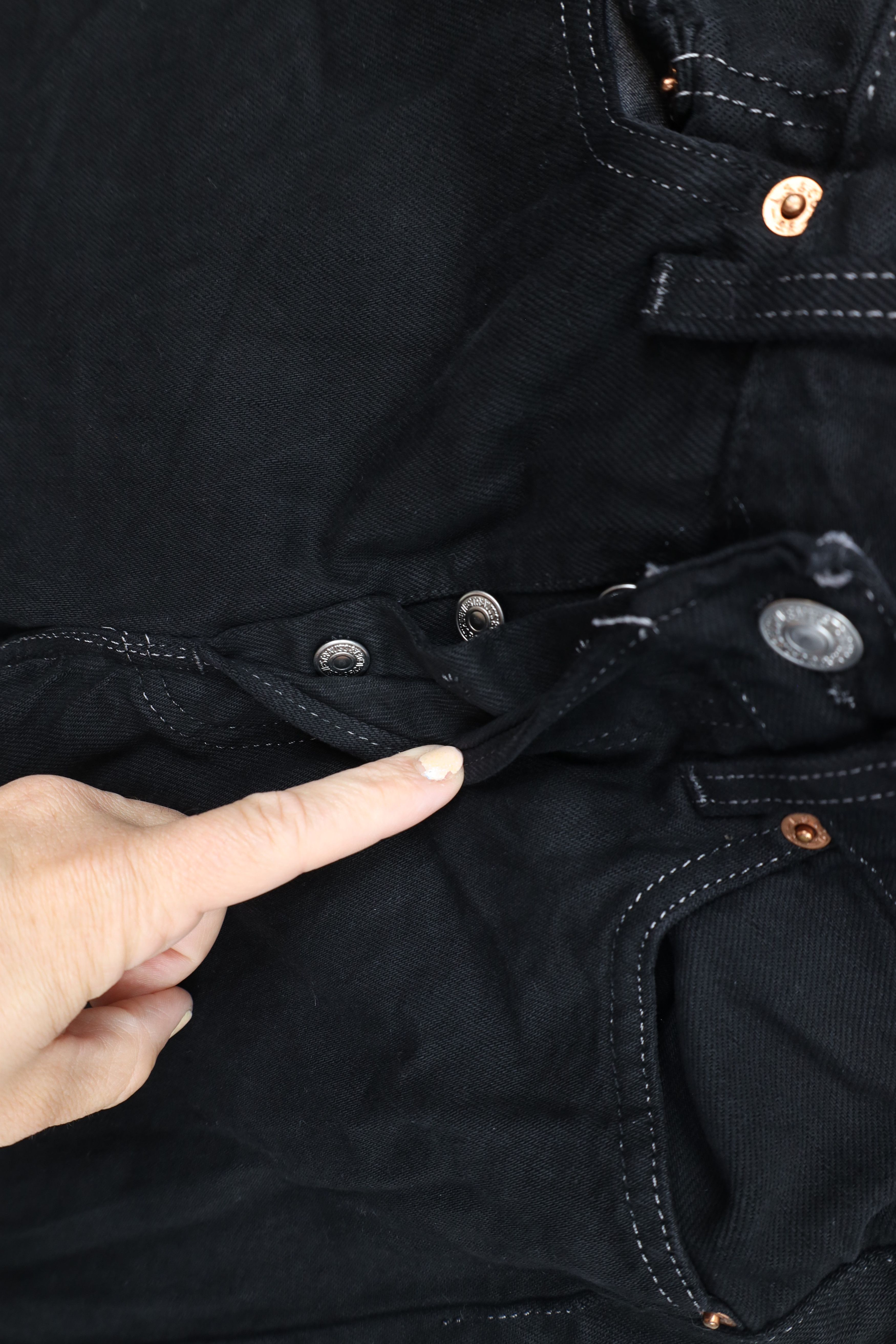 Levi's Vintage 90s Levis 501xx Button Fly Original Fit Jeans Black Size 26" / US 2 / IT 38 - 7 Thumbnail