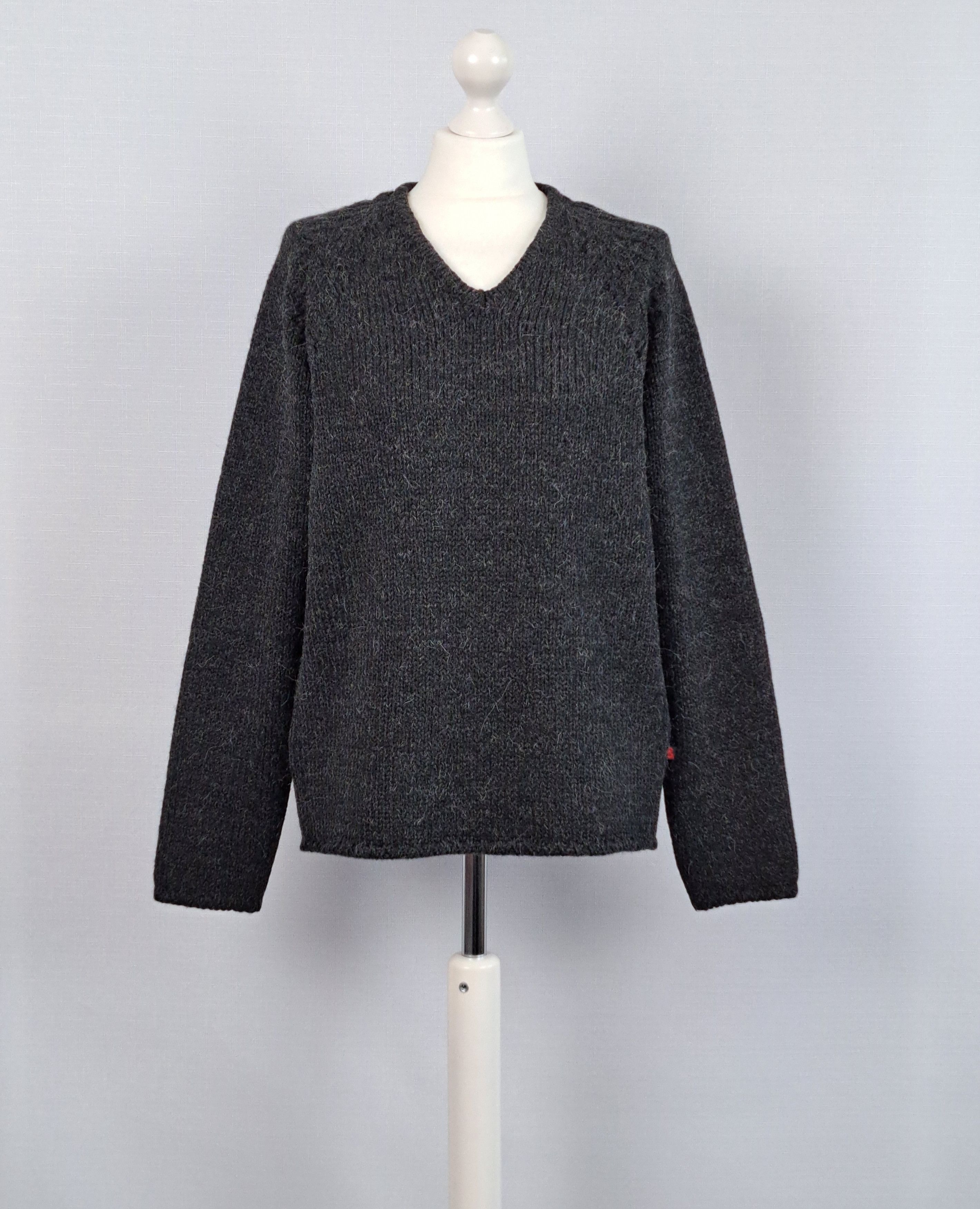 Dolce & Gabbana Vintage Dolce & Gabbana alpaca/wool sweater. Size 50 Size US M / EU 48-50 / 2 - 1 Thumbnail