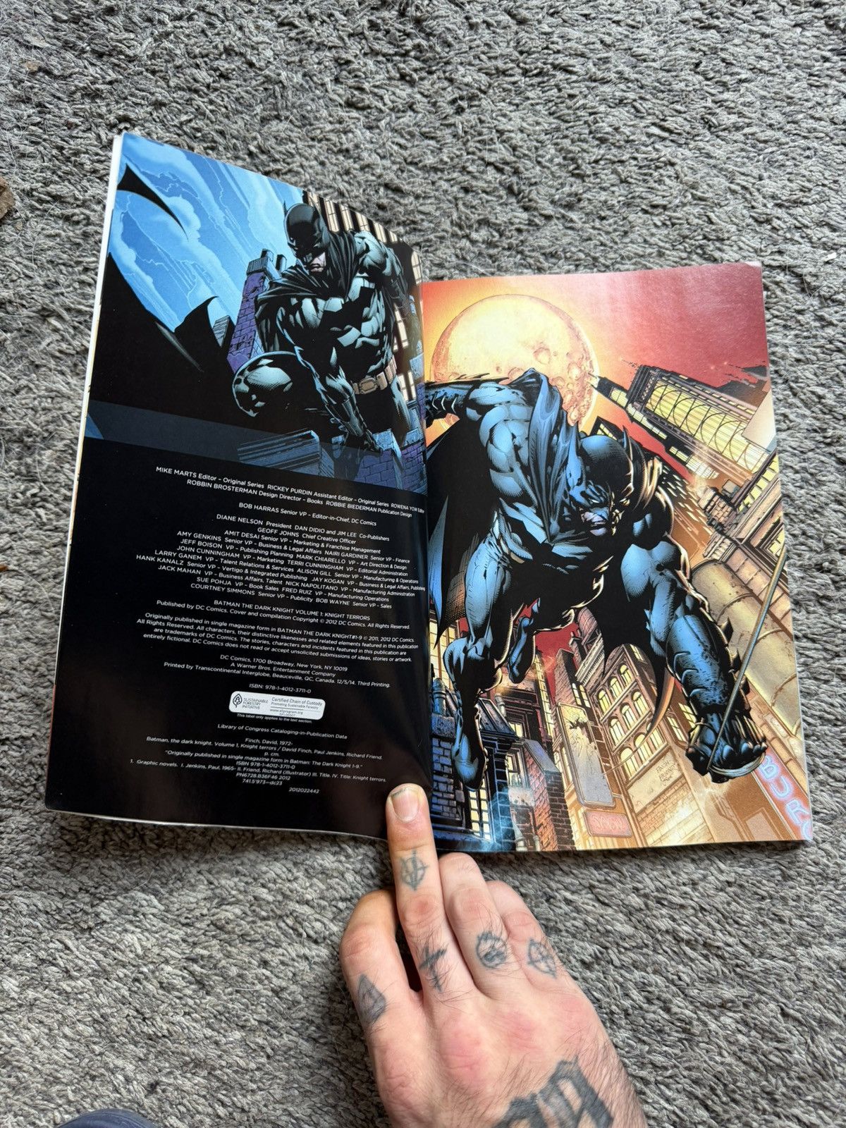 DC Comics 2012 DC Comics Batman The Dark Knight Vol. 1 Knight Terrors Size ONE SIZE - 6 Thumbnail