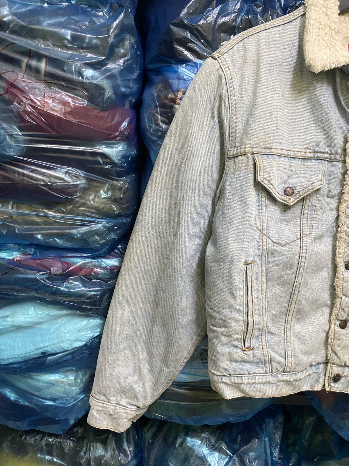 Levi's VINTAGE 80S LEVIS SHERPA LINING TRUCKER JACKET MADE IN USA Size US M / EU 48-50 / 2 - 5 Thumbnail
