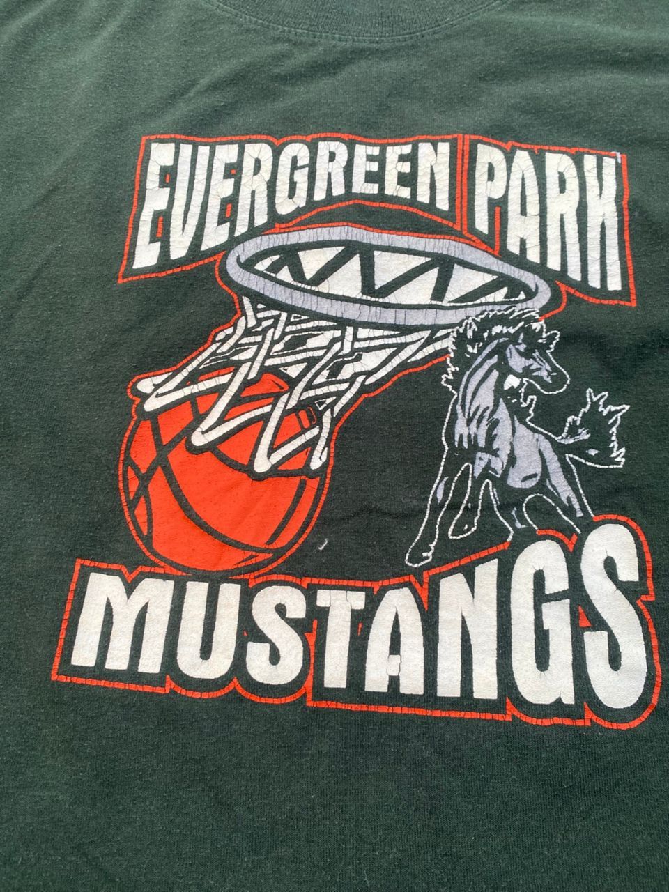 Mustang Vintage 90s Evergreen Park Mustang Basketball Sportwear Tee Size US M / EU 48-50 / 2 - 9 Thumbnail