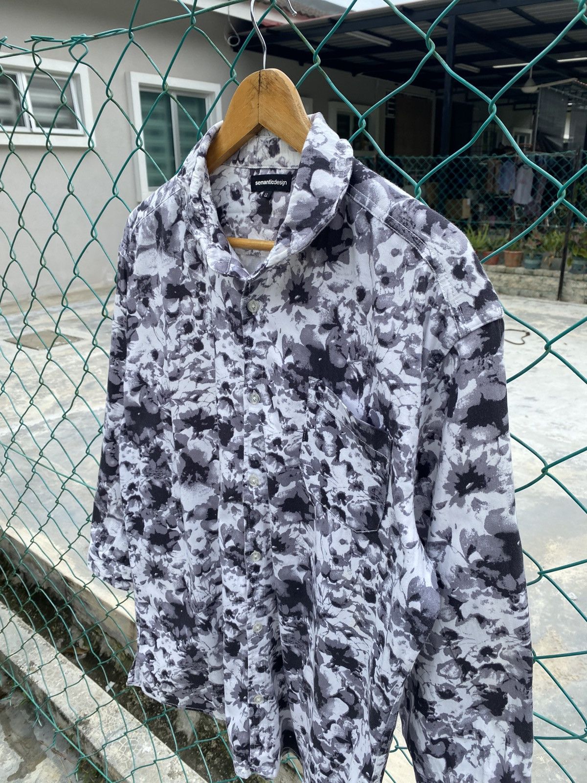 semanticdesign Semantic design button up shirts Size US L / EU 52-54 / 3 - 4 Thumbnail