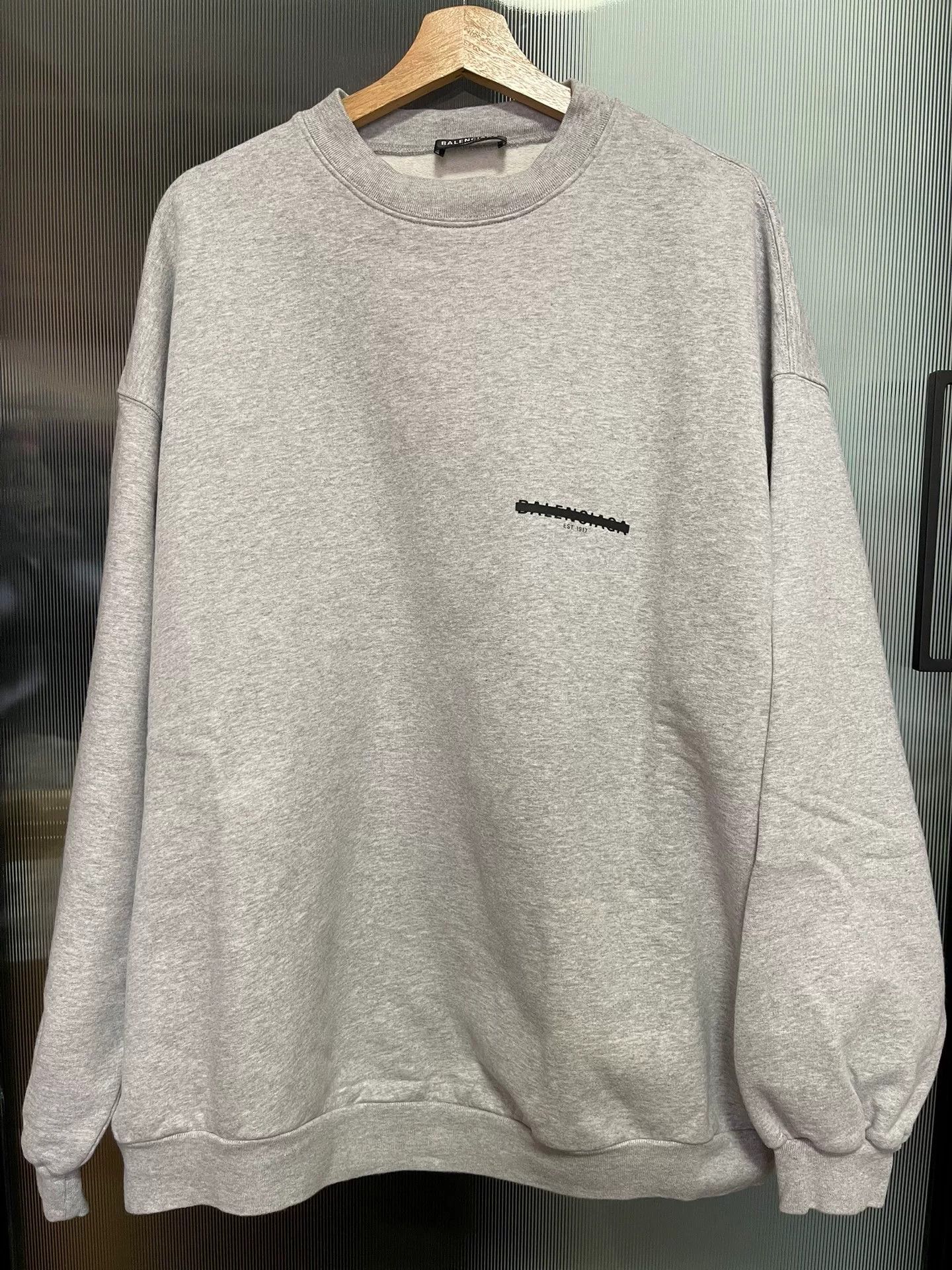 Balenciaga balenciaga gray hoodie with logo print Size US M / EU 48-50 / 2 - 1 Thumbnail