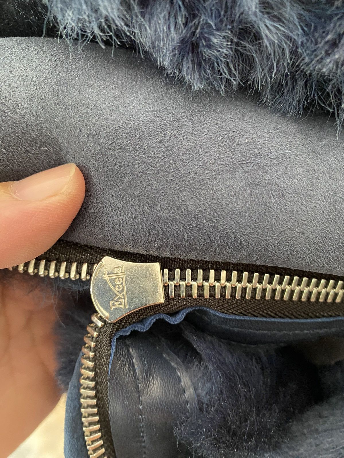 KMRii 2000s Virgina Japan Luxury Sheepskin Fur Vkei Jablet Size M / US 6-8 / IT 42-44 - 20 Thumbnail