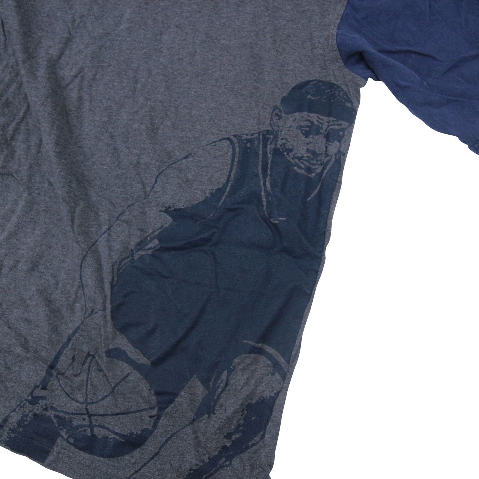 Nike × Vintage Vintage Y2k Nike Lebron Air Zoom 4 Graphic T Shirt Size US L / EU 52-54 / 3 - 8 Thumbnail