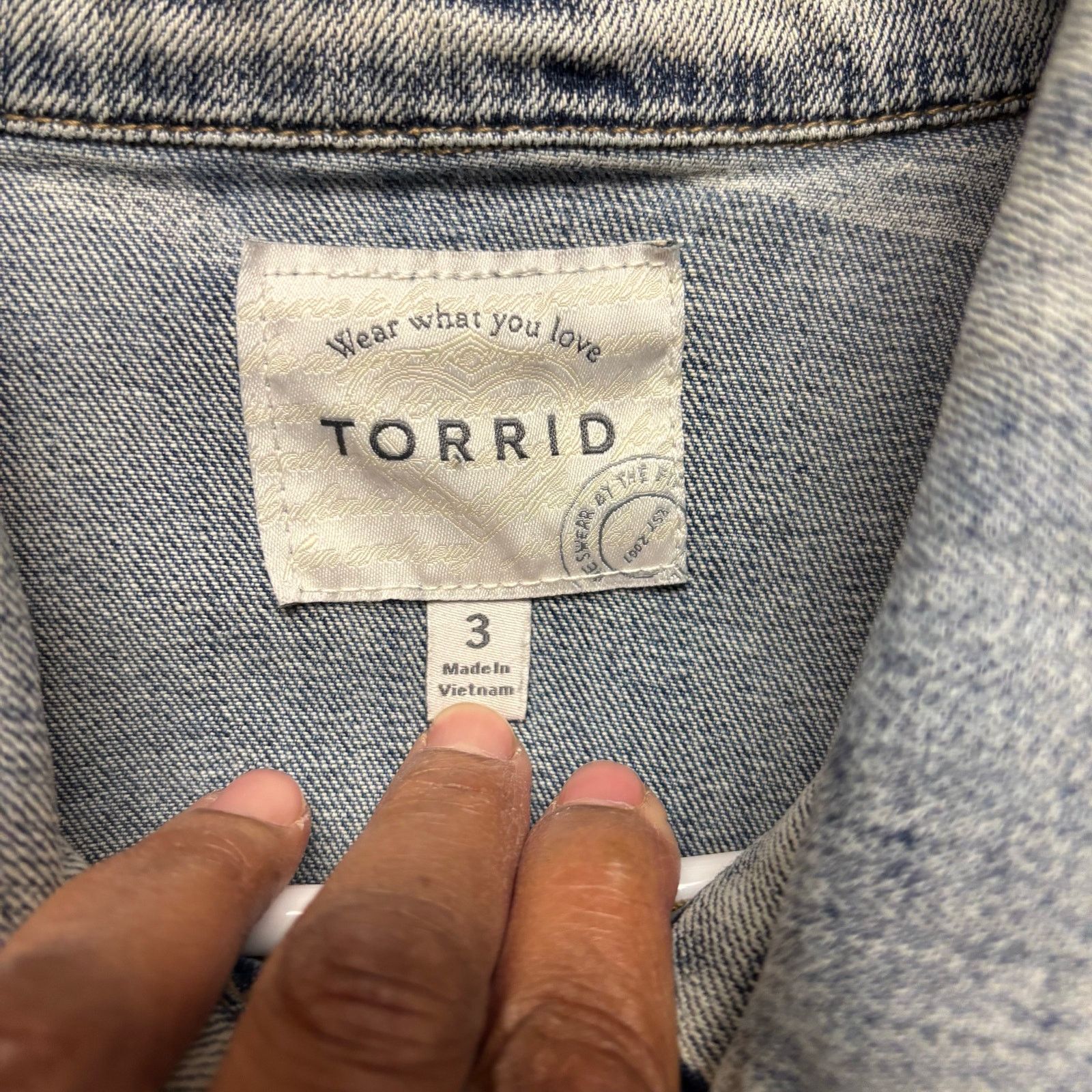 Other Distressed Torrid Jean Denim Jacket Size 3 Button Down Size 3XL / US 20-22 - 5 Thumbnail