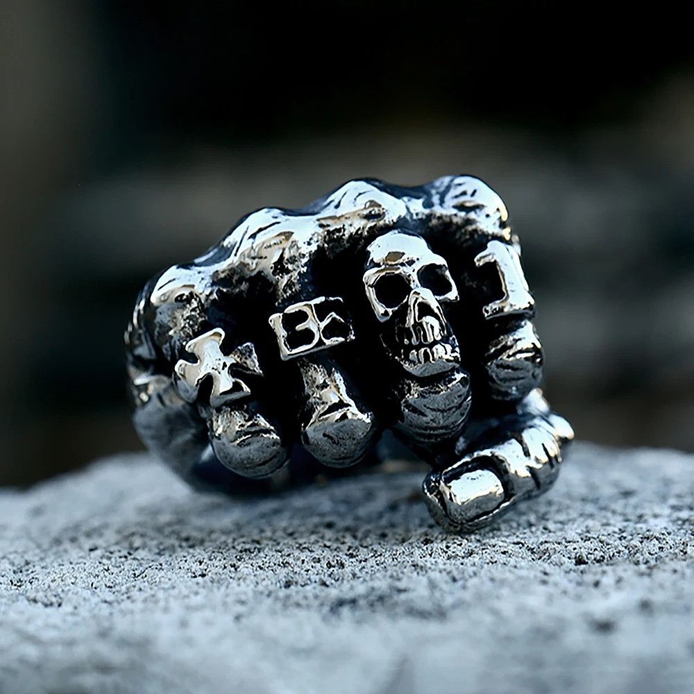 Vintage Unique Vintage Skull Fist Ring Size ONE SIZE - 1 Thumbnail
