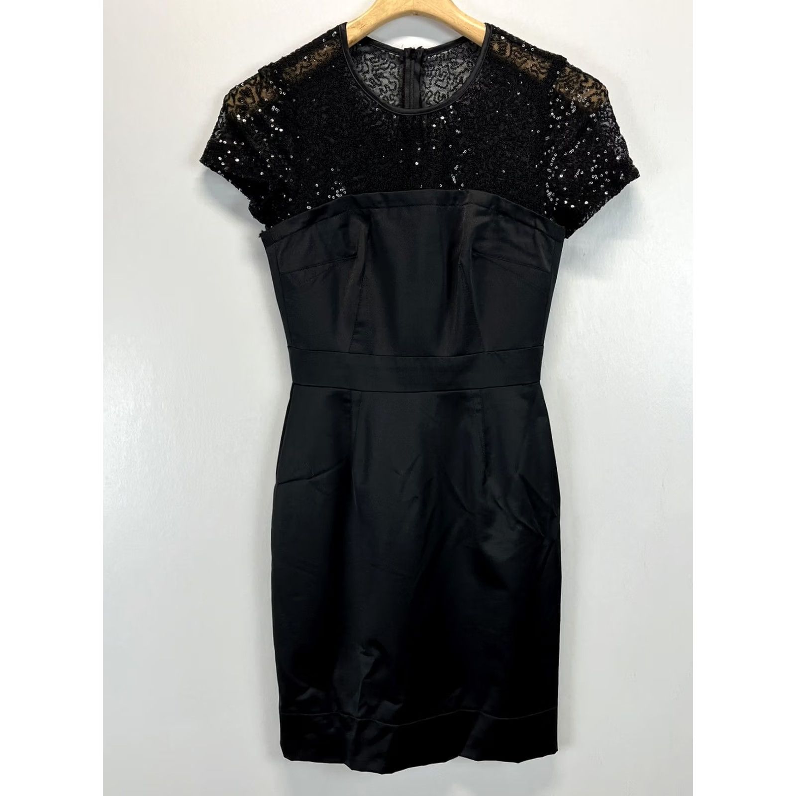 Trina Turk Trina Turk Dali Satin Lace Cocktail Dress Womens 0 Black Sequin Short Sleeve Satin Sheath Lined Velvet? Size XS / US 0-2 / IT 36-38 - 2 Thumbnail